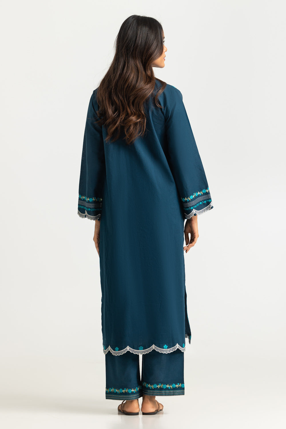 Khaddar Slub Embroidered Co-Ord Set