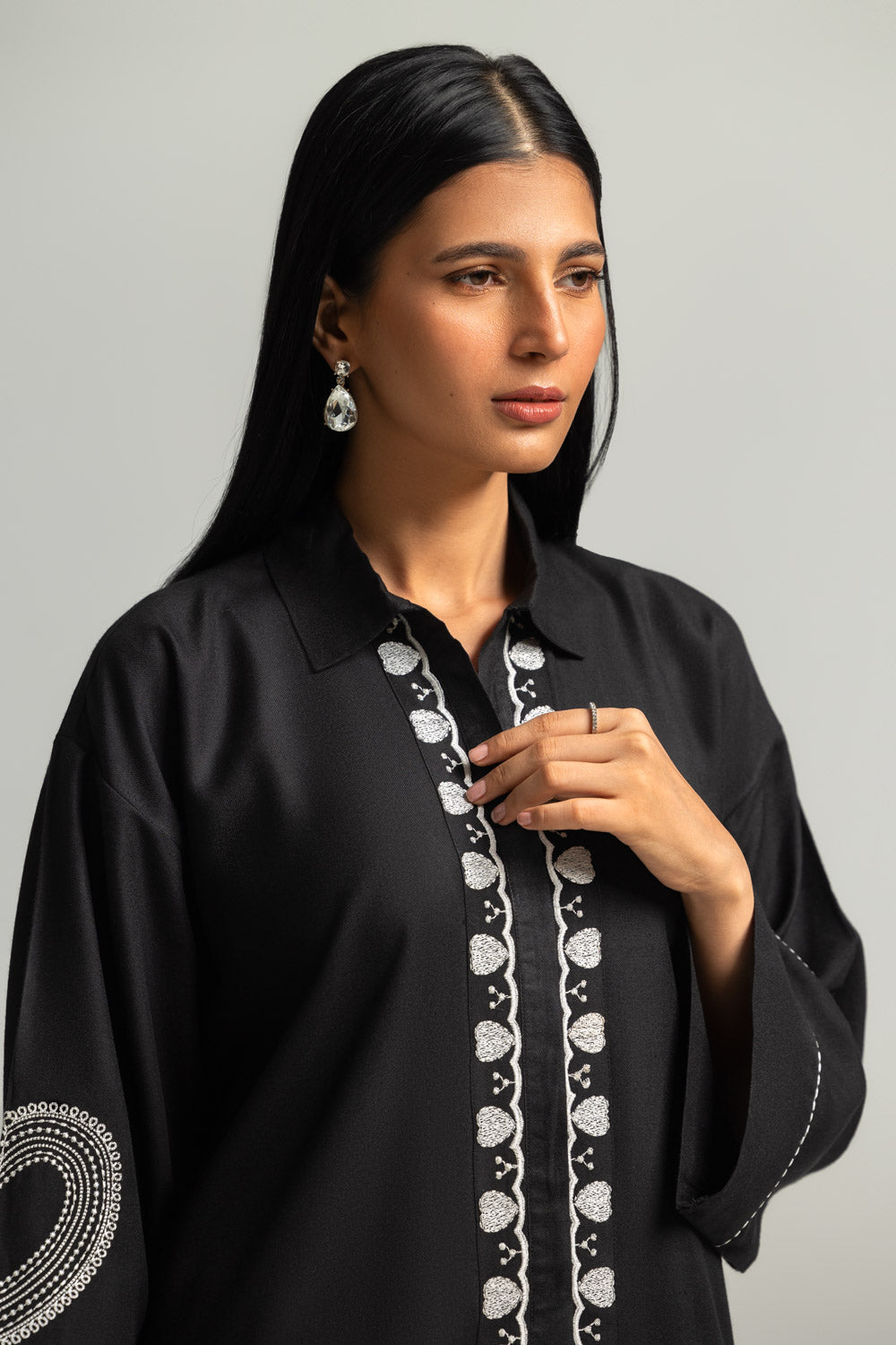 Khaddar Slub Embroidered Co-Ord Set