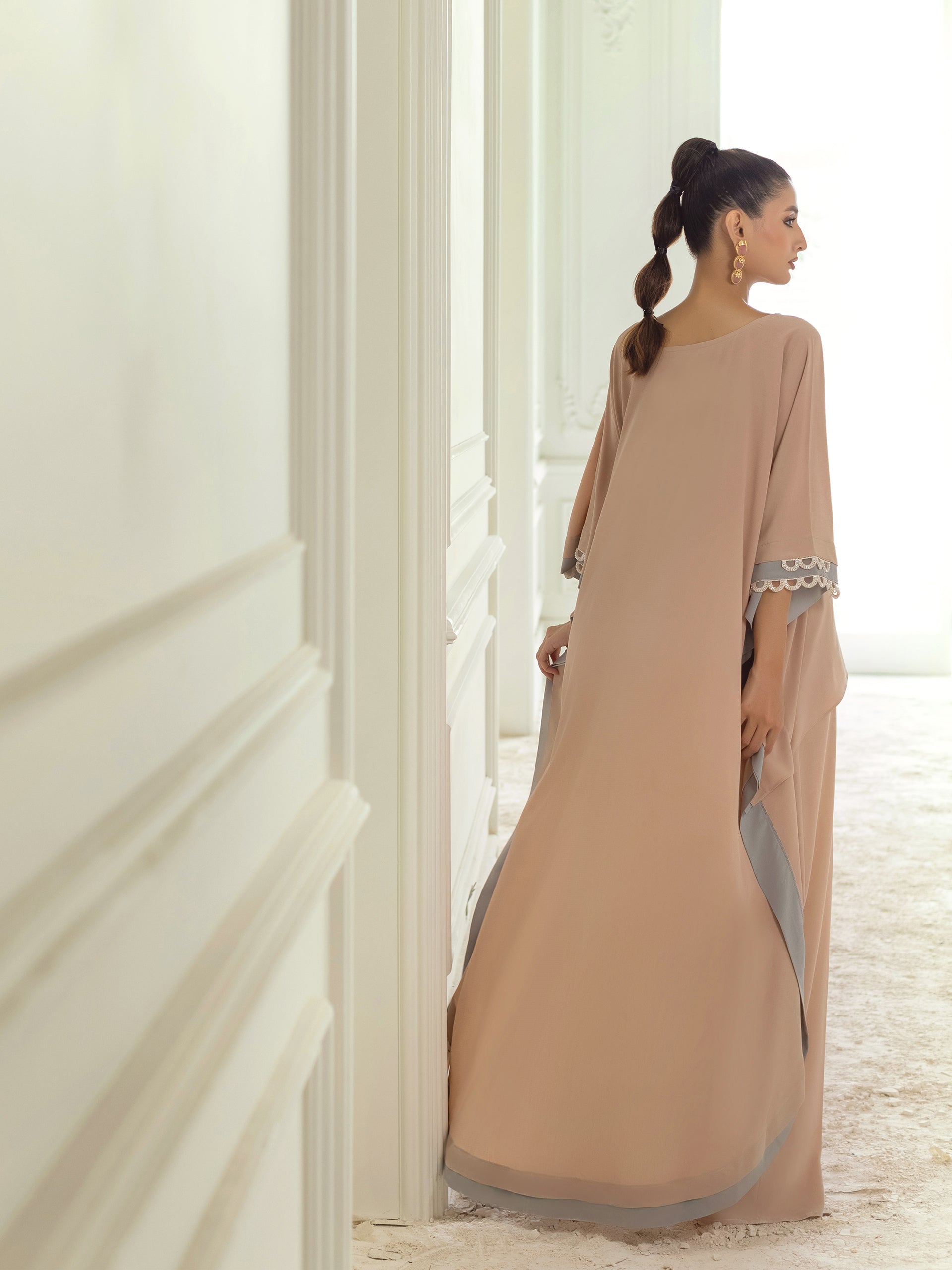 Kiara - Peach & Grey
