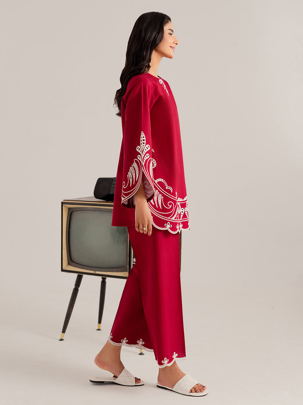 SYLANE – 2Pc Embroidered Co-ords Set