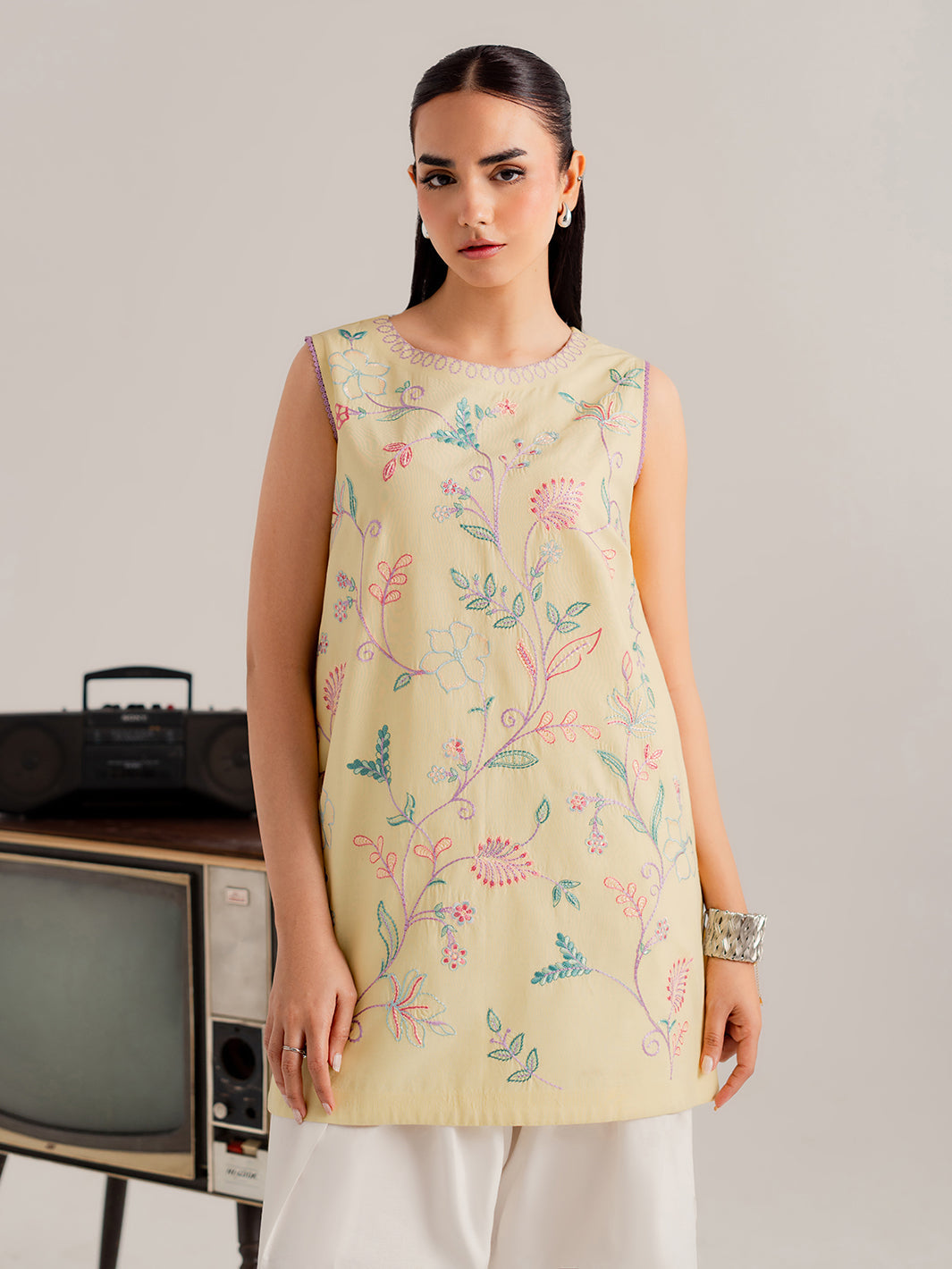 Vanessa - 2Pc Embroidered Cotton Set