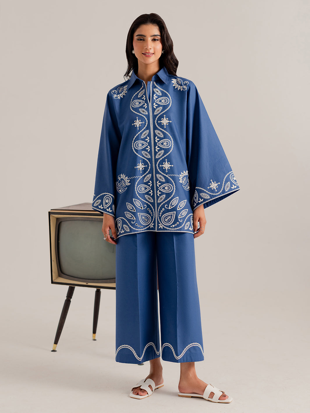 AUVIA - 2Pc Embroidered Co-ords Set