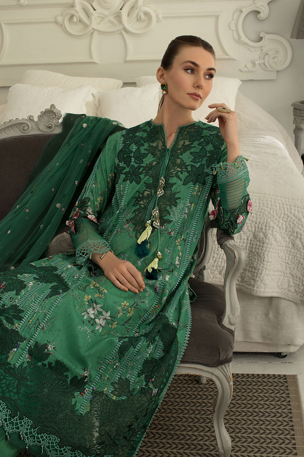 Design 15B Luxury Lawn 2024 Unstitched