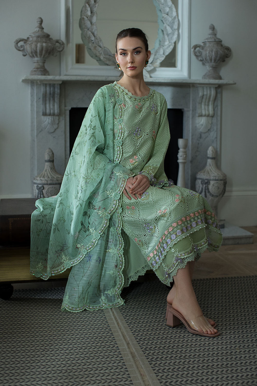 Design 2A Luxury Lawn 2024 Unstitched