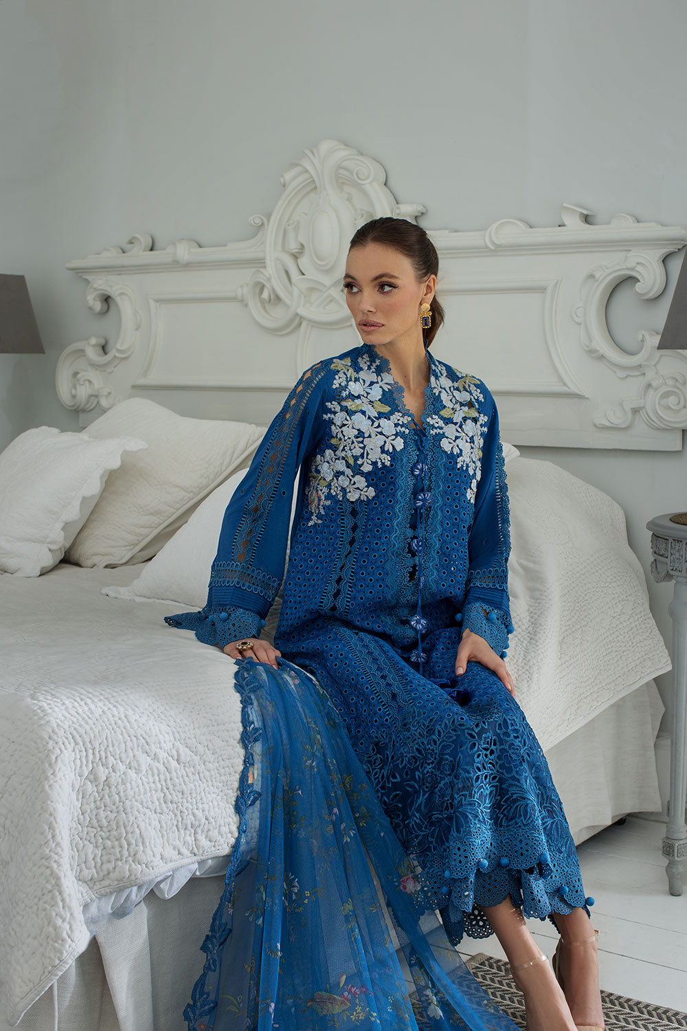 Design 8A Luxury Lawn 2024 Unstitched