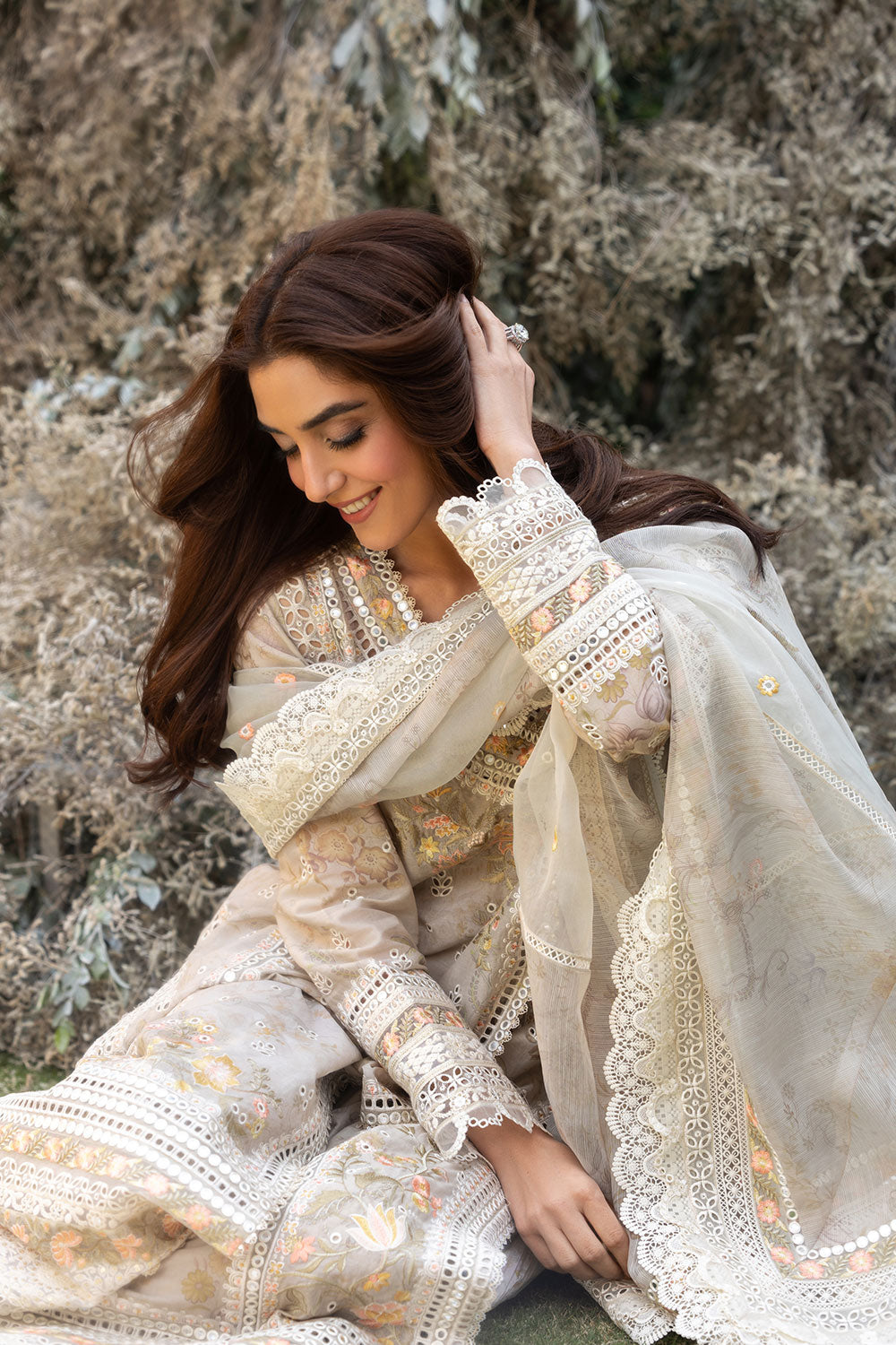 Design 13B Luxury Lawn 2025 Unstitched