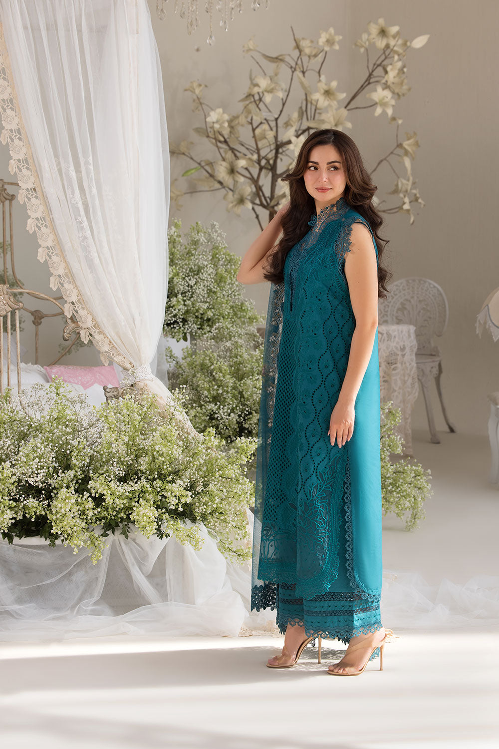 Sobia Nazir – L25-2A Style