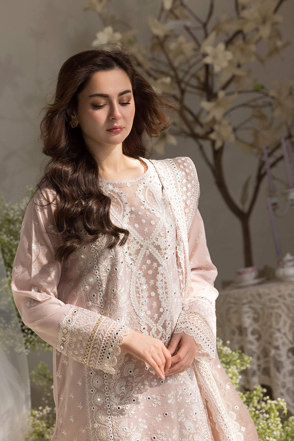 Design 9A Luxury Lawn 2025 Unstitched