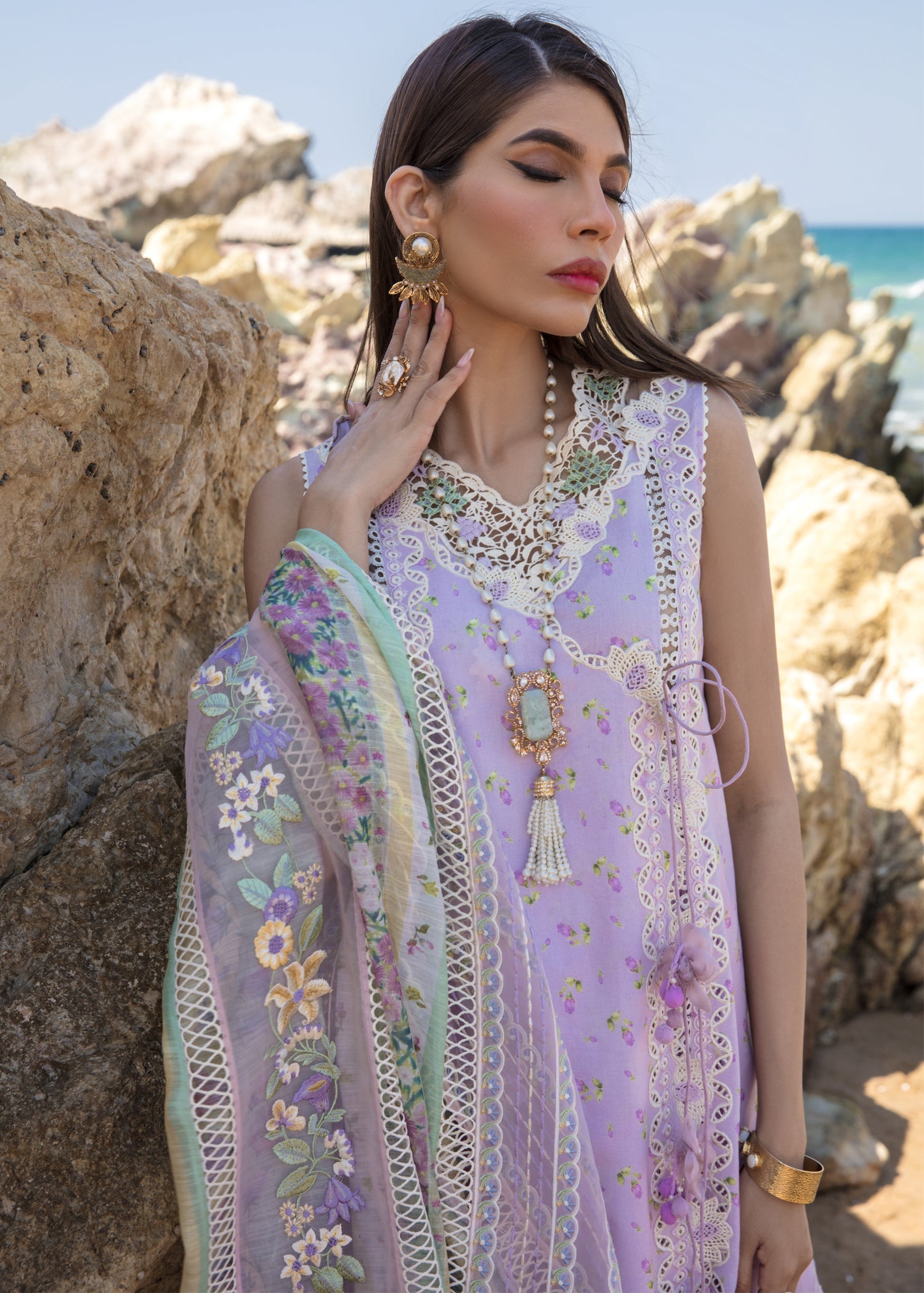https://cdn.shopify.com/s/files/1/0634/9714/2487/products/L3.jpg?v=1680252850