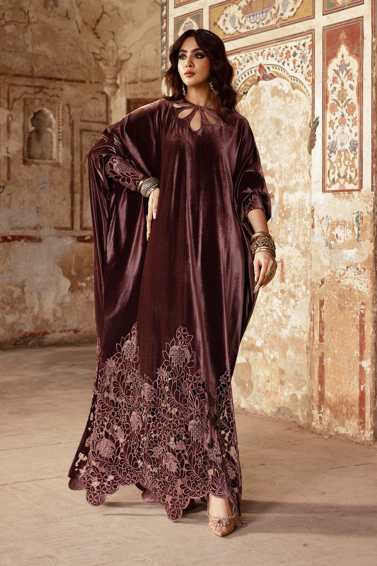 Embroidered Velvet Fabric (1Pc) | LF-CH25-01