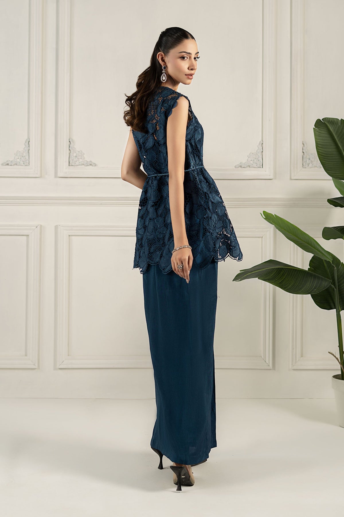 Embroidered Silk Fabric (1Pc) | LF-CH1
