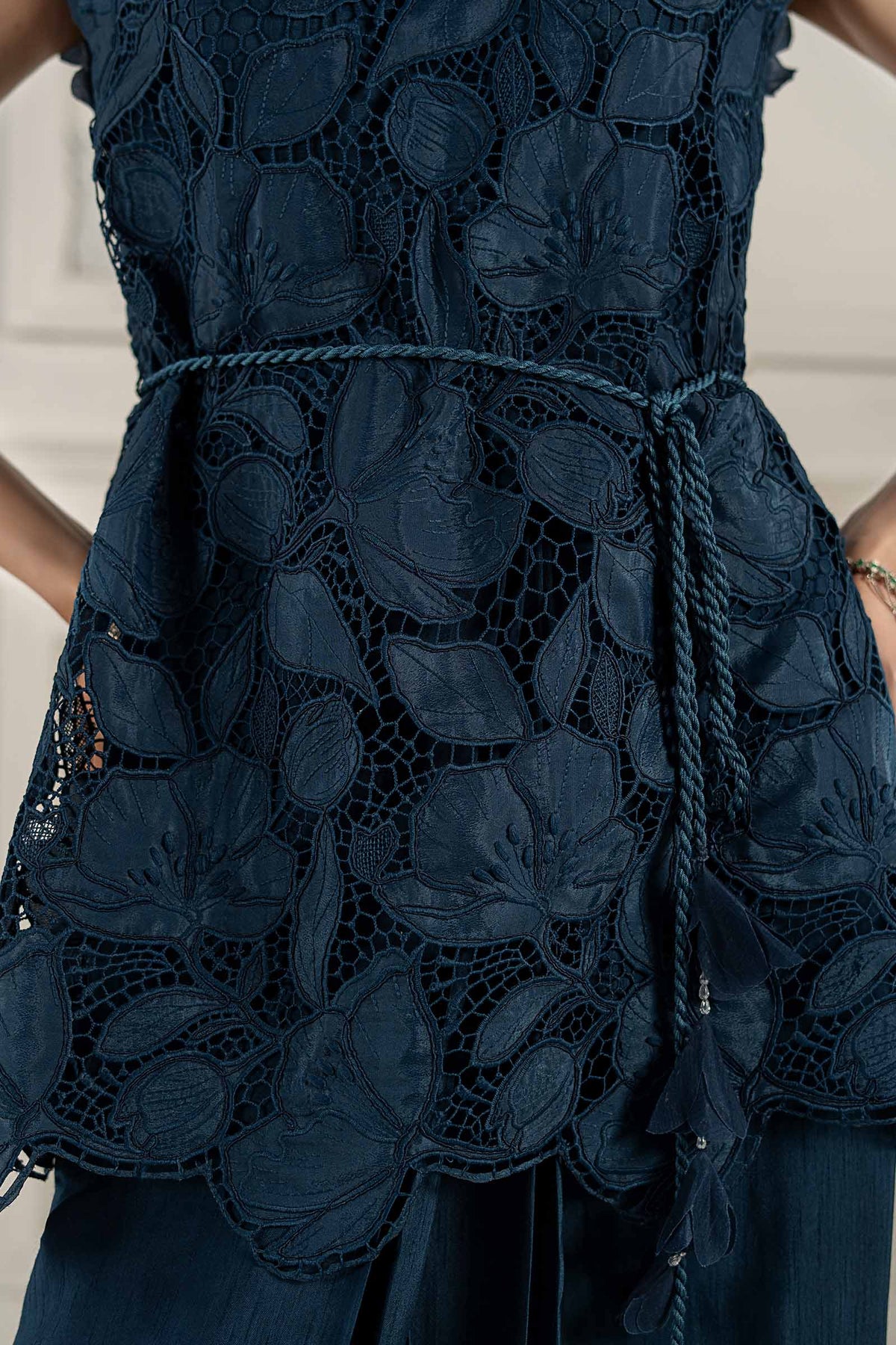 Embroidered Silk Fabric (1Pc) | LF-CH1