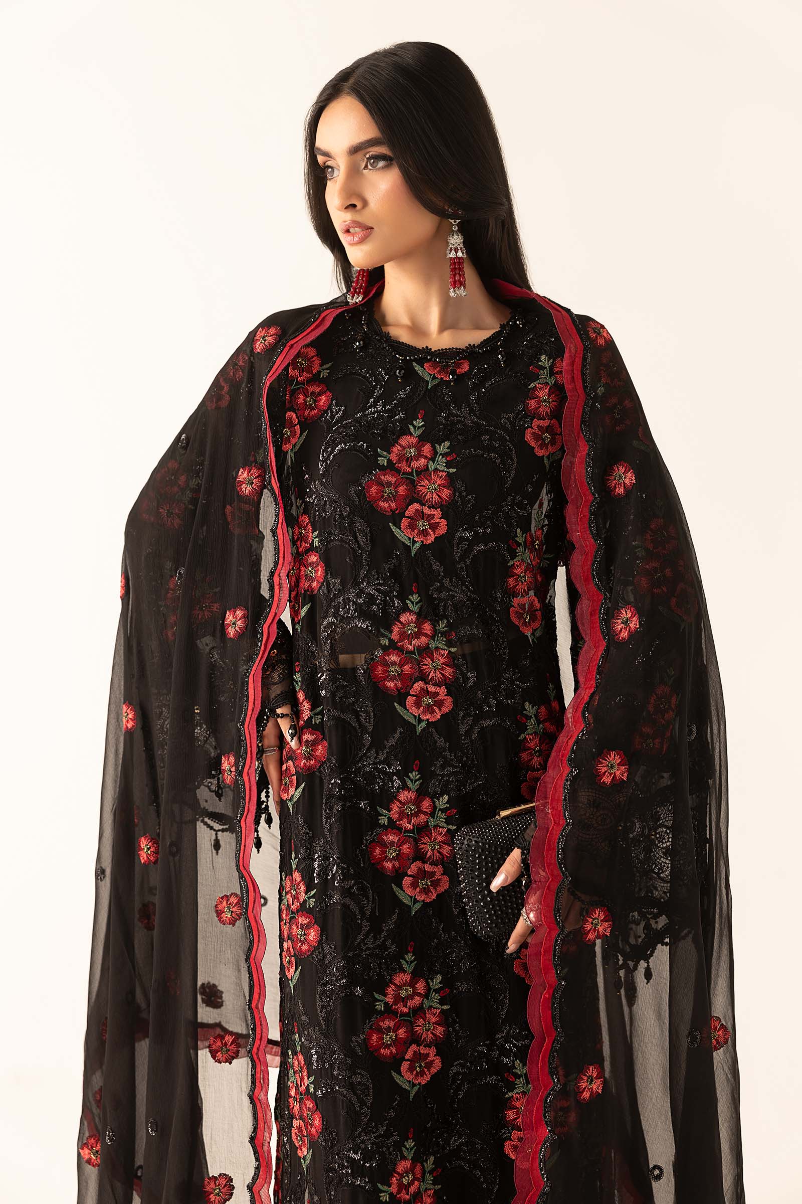 https://cdn.shopify.com/s/files/1/0620/8788/9062/files/LF1006BlackCloseup_D.jpg?v=1769520251