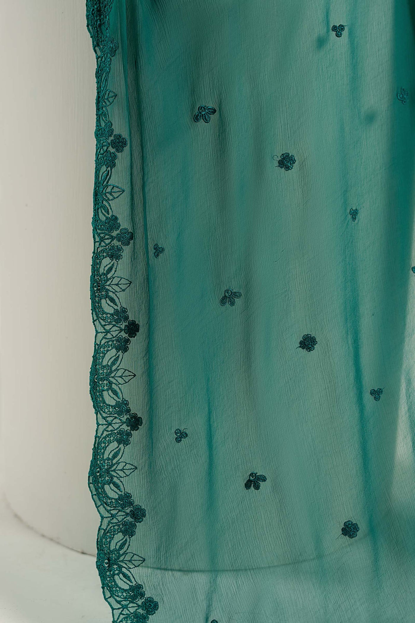 Embroidered Lawn Fabric (3Pcs) | Lf-804