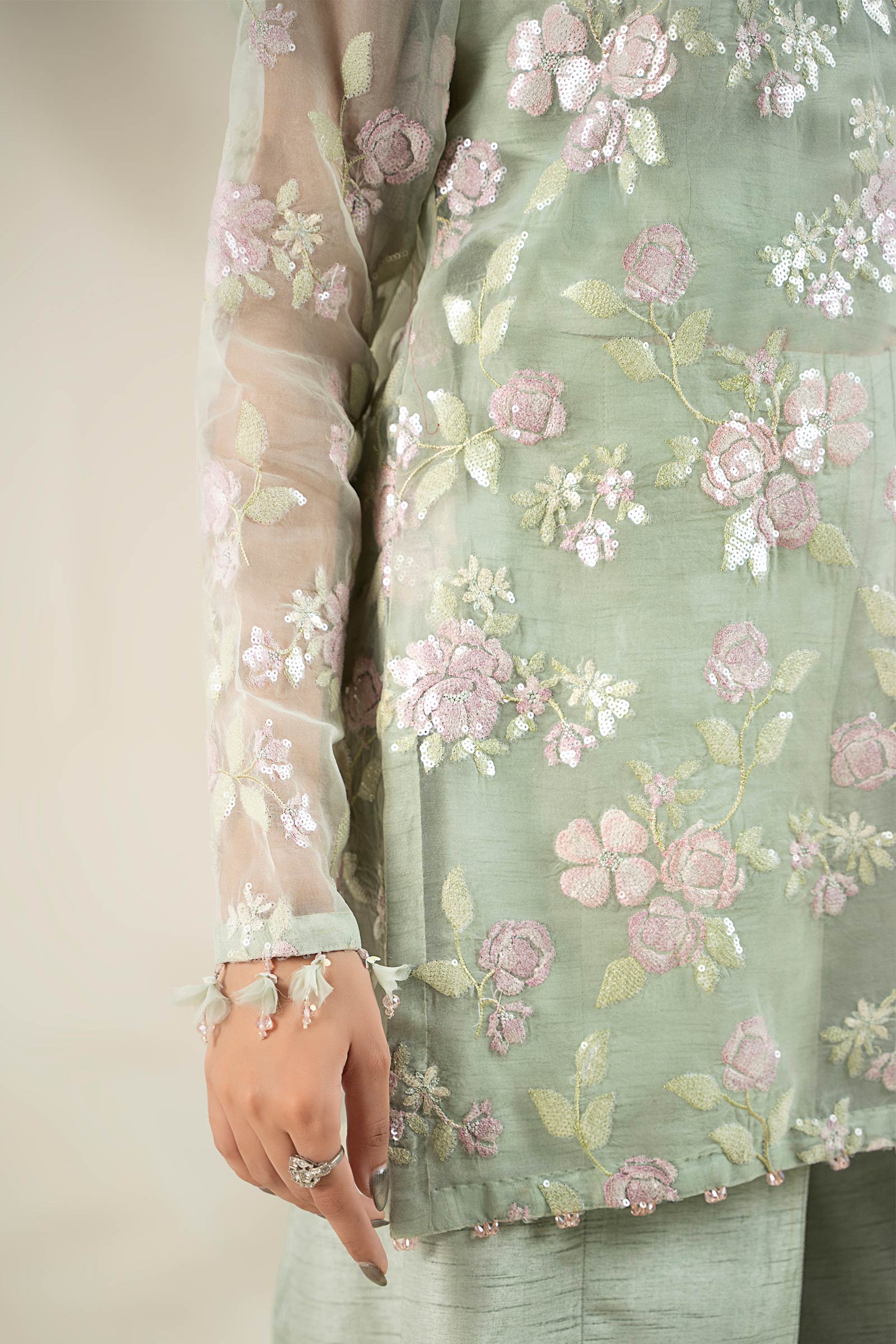 https://cdn.shopify.com/s/files/1/0620/8788/9062/files/LF911PastelGreen_S_Closeup_G.jpg?v=1765787405