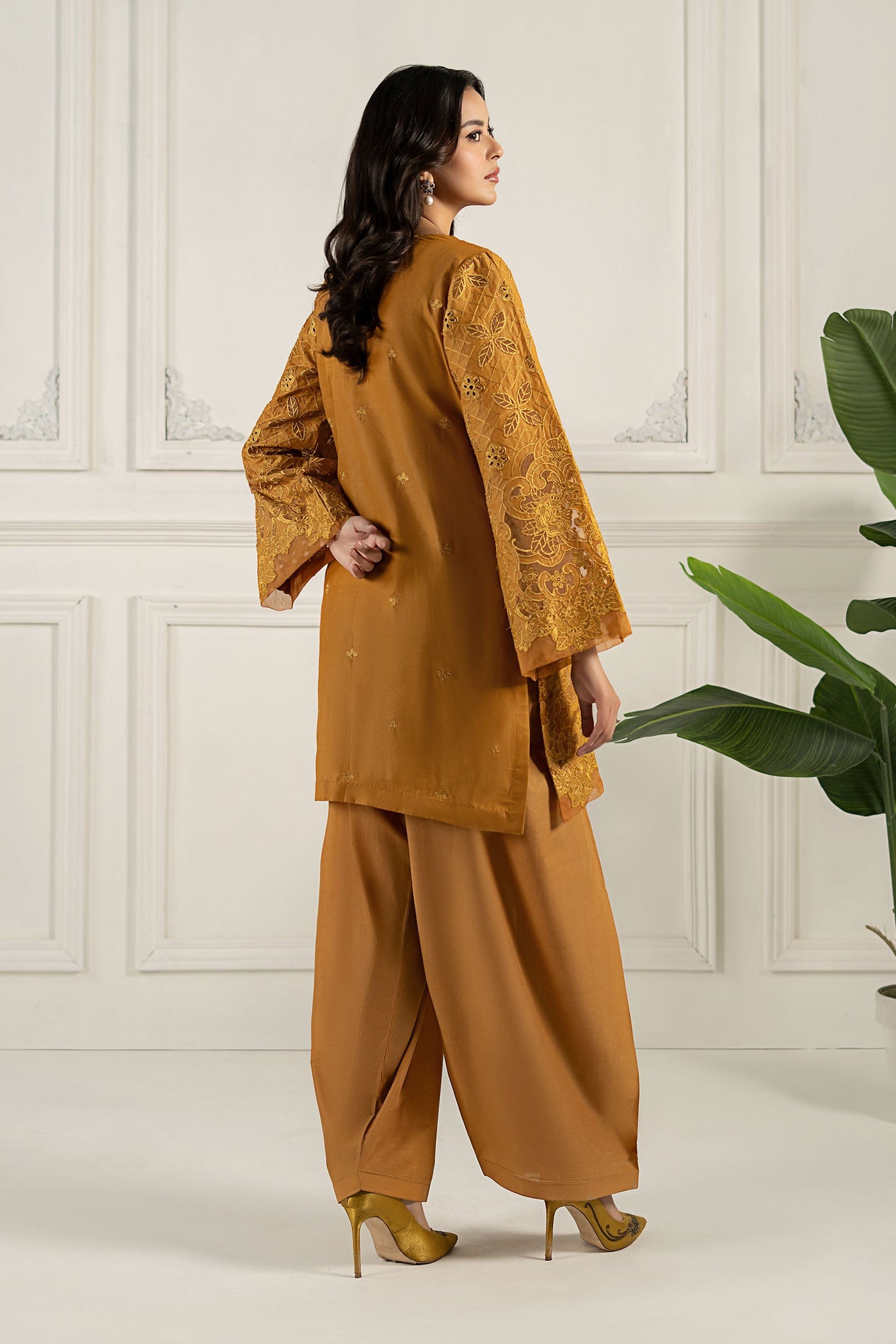 Embroidered Lawn Fabric (3Pcs) | Lf-806