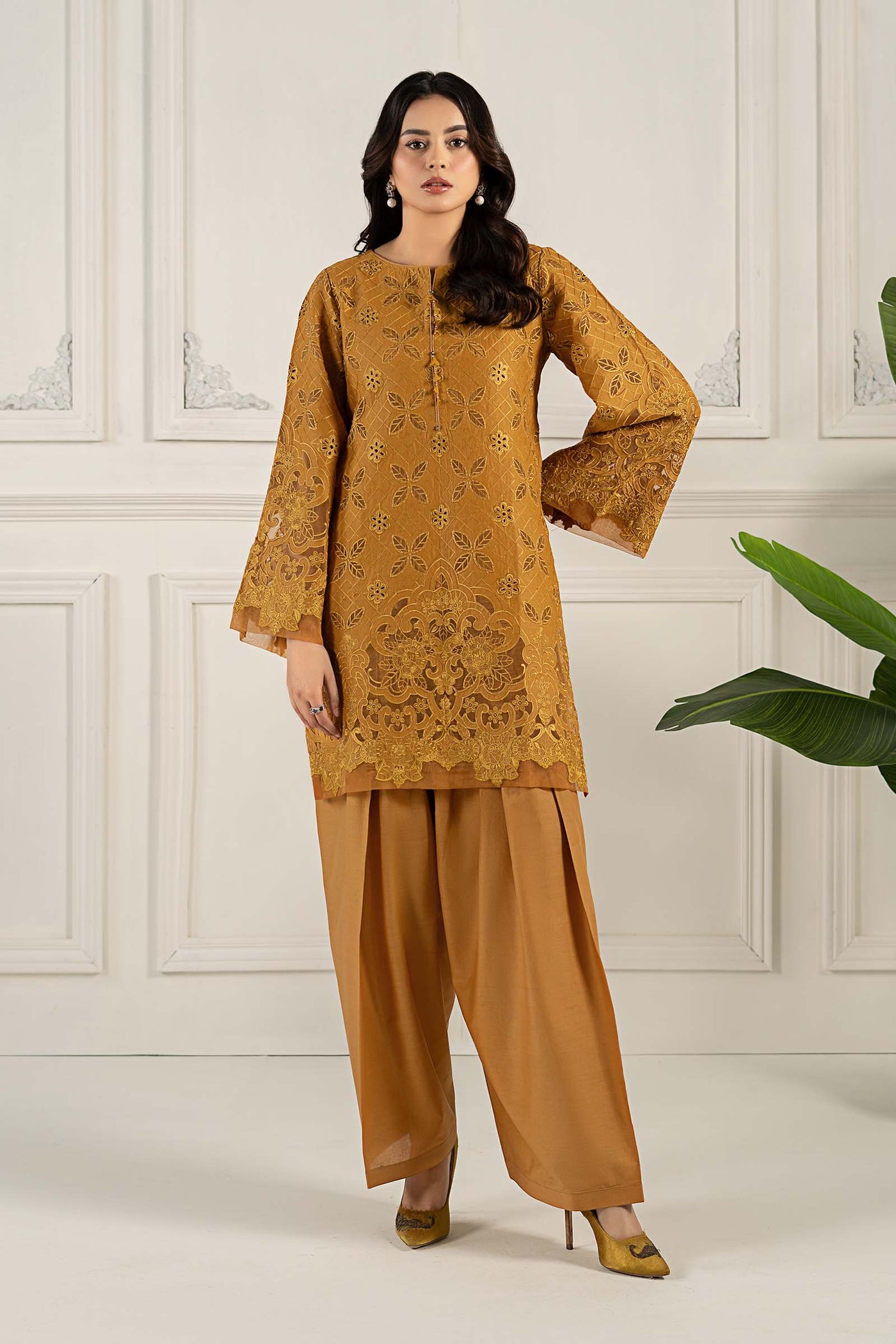 Embroidered Lawn Fabric (3Pcs) | Lf-806