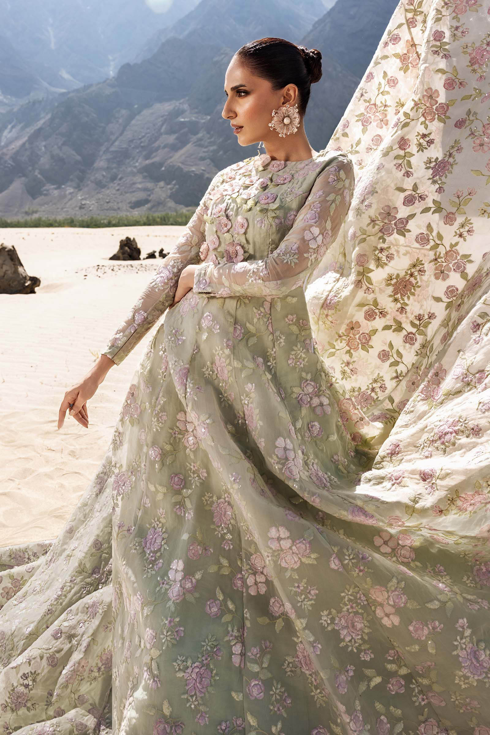 Embroidered Organza Fabric (2Pcs) | LF-911