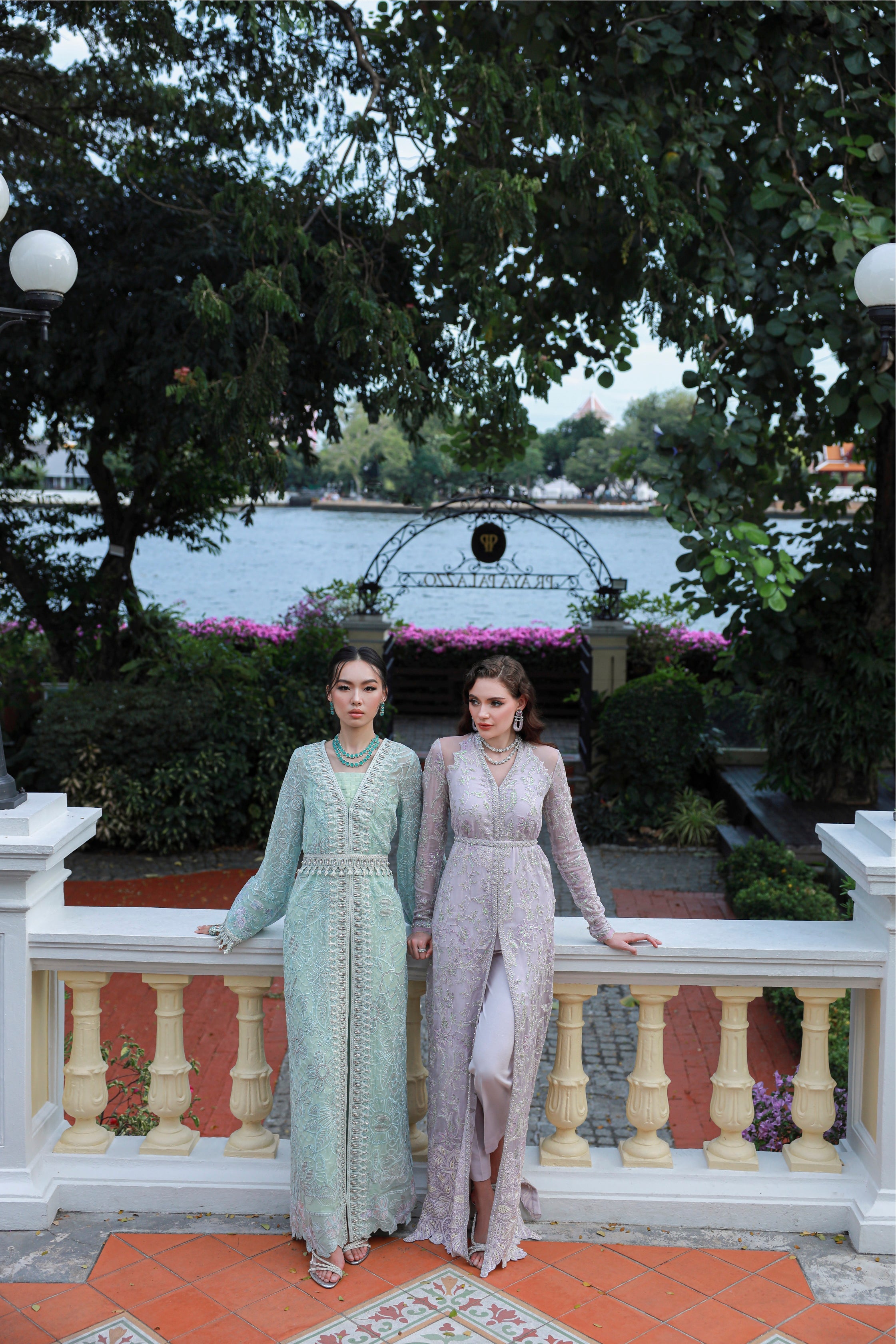 https://cdn.shopify.com/s/files/1/0523/4327/5696/files/LIYANA5.jpg?v=1755959281