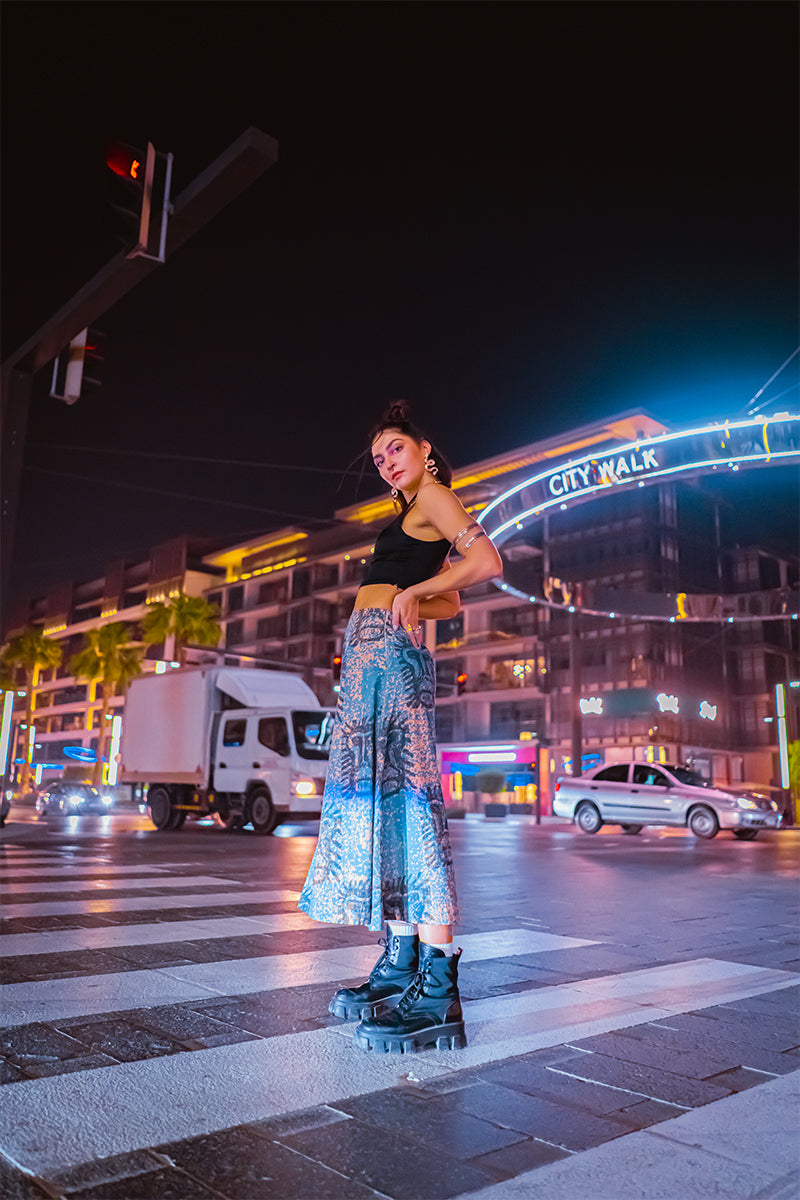 https://cdn.shopify.com/s/files/1/0568/3308/1529/products/LW0274-BL0-2_07301379-b946-4d29-898a-12222fa0dbc1.jpg?v=1736854710