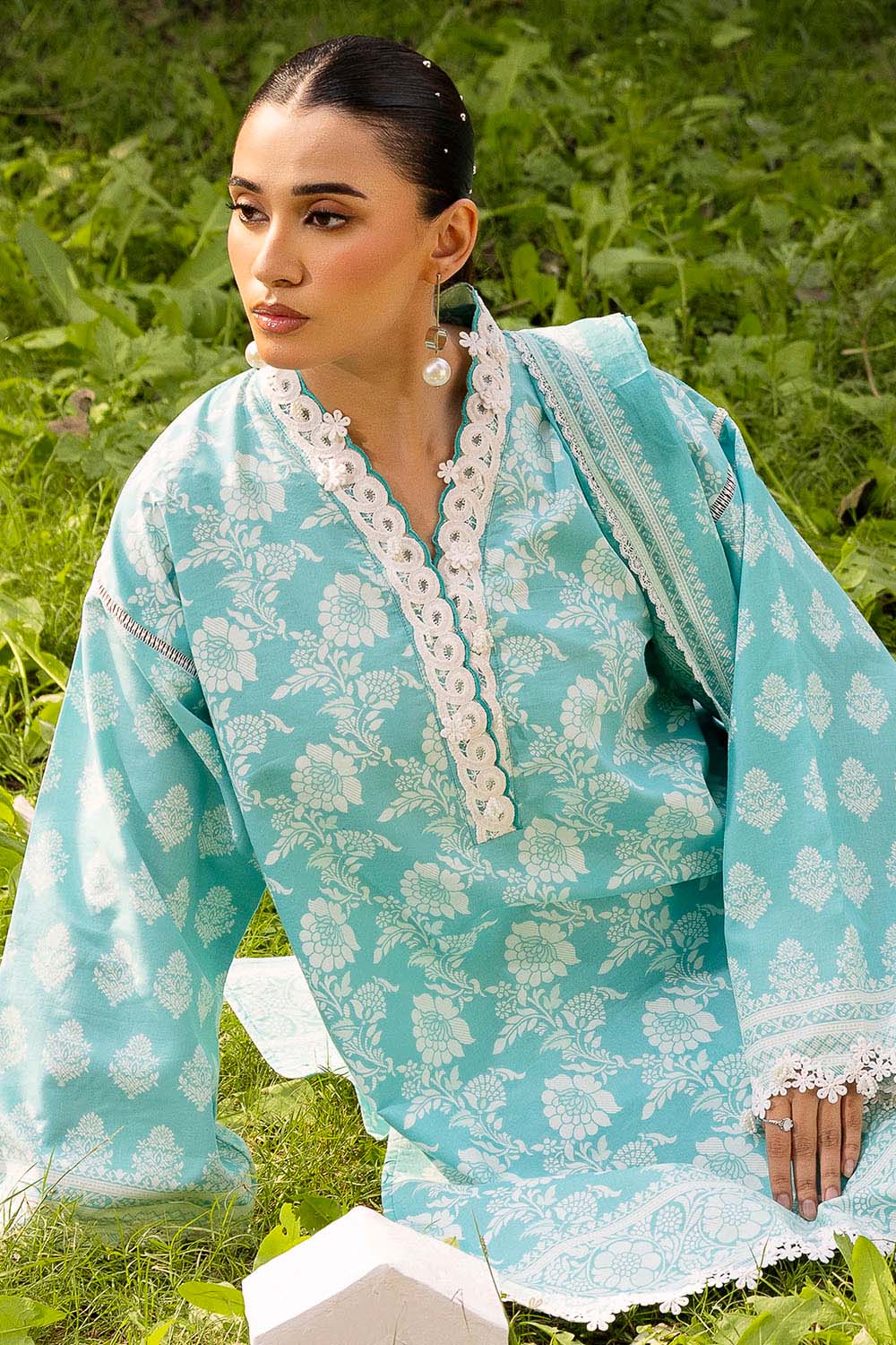 3 Piece Lacquer Printed Lawn Suit with Lace and Dupatta