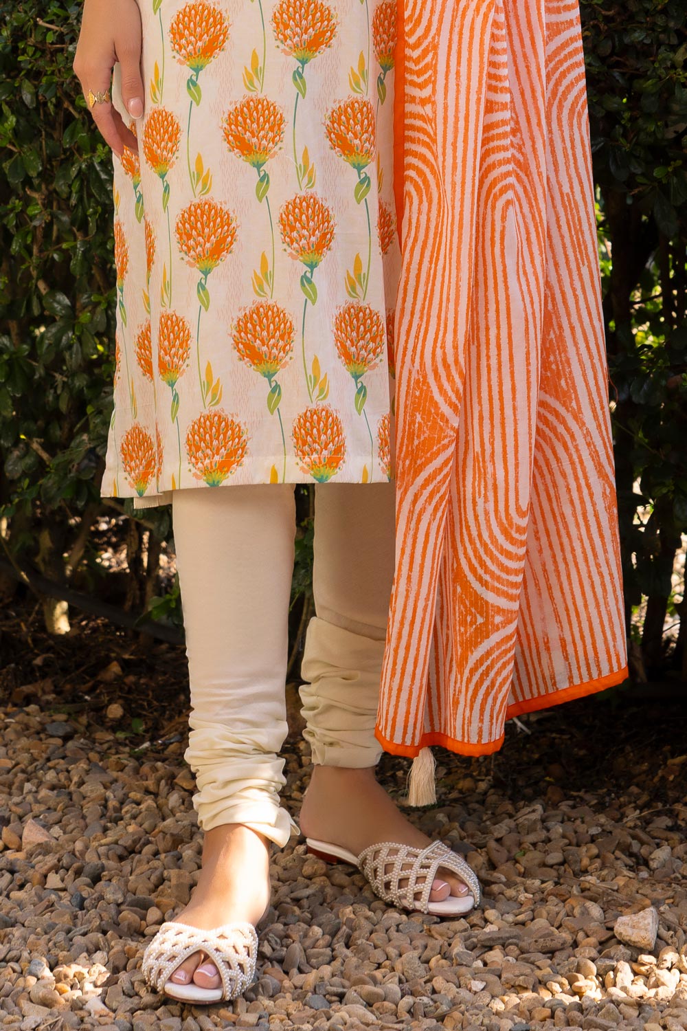 3 Piece Printed Lawn Suit With Lace
