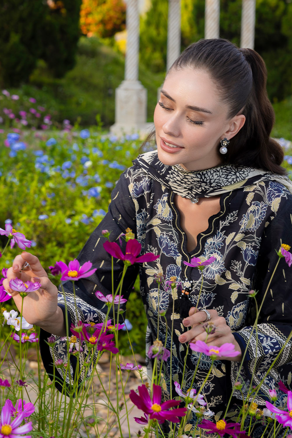 3 Piece Printed Lawn Suit