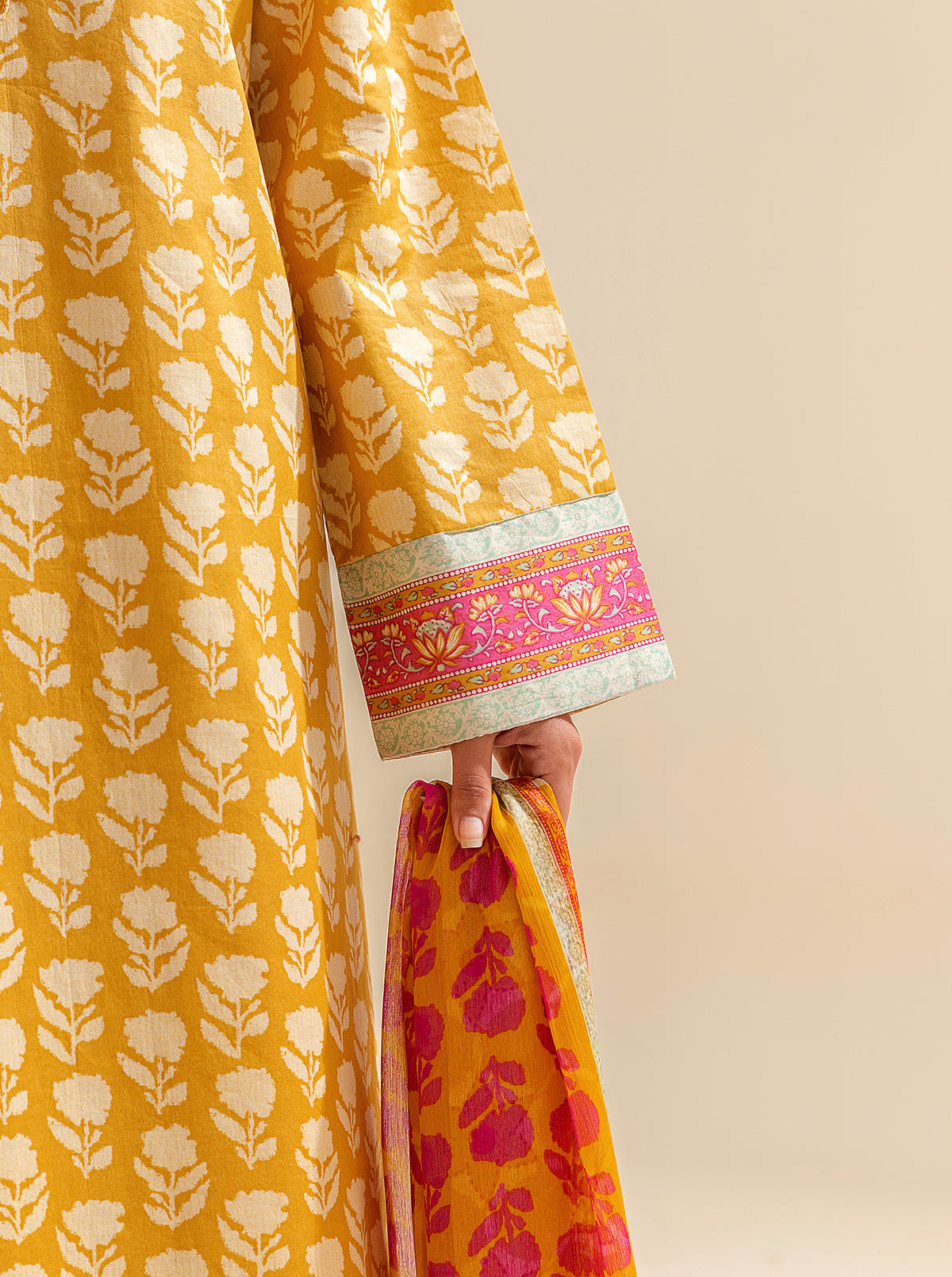 3 Piece Embroidered Lawn Suit - Silhouette Scene (Unstitched)