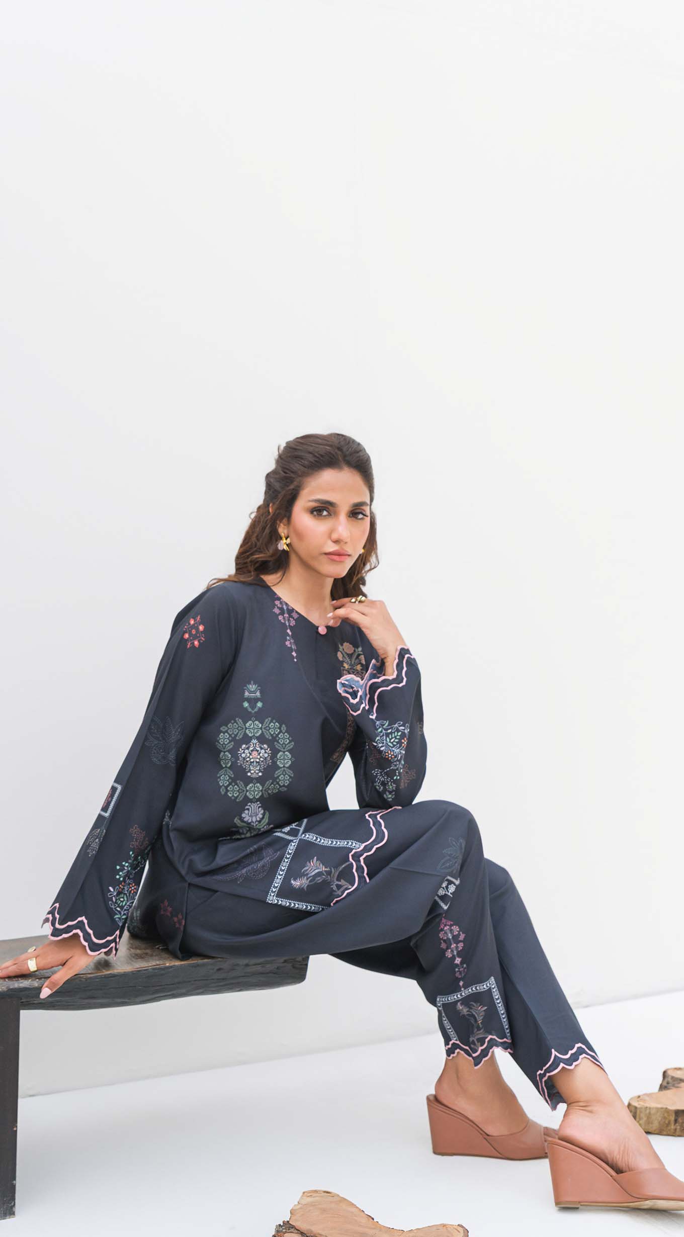 https://cdn.shopify.com/s/files/1/0654/4313/5706/files/Layer33_3212bb62-8600-4e26-9e1b-b65ff3e4caa2.jpg?v=1757421197