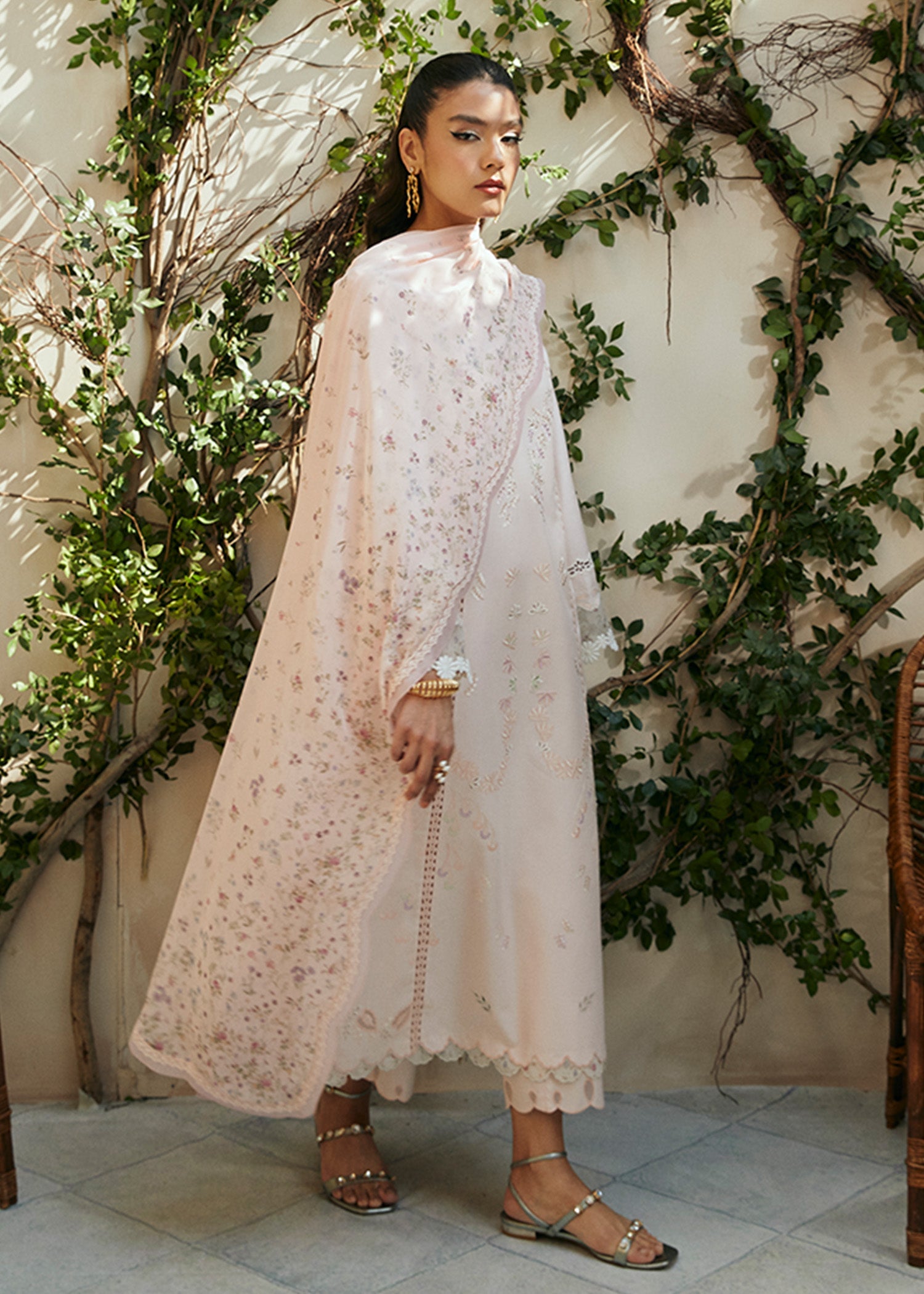 https://cdn.shopify.com/s/files/1/1146/5868/files/LightPink05.jpg?v=1715957060