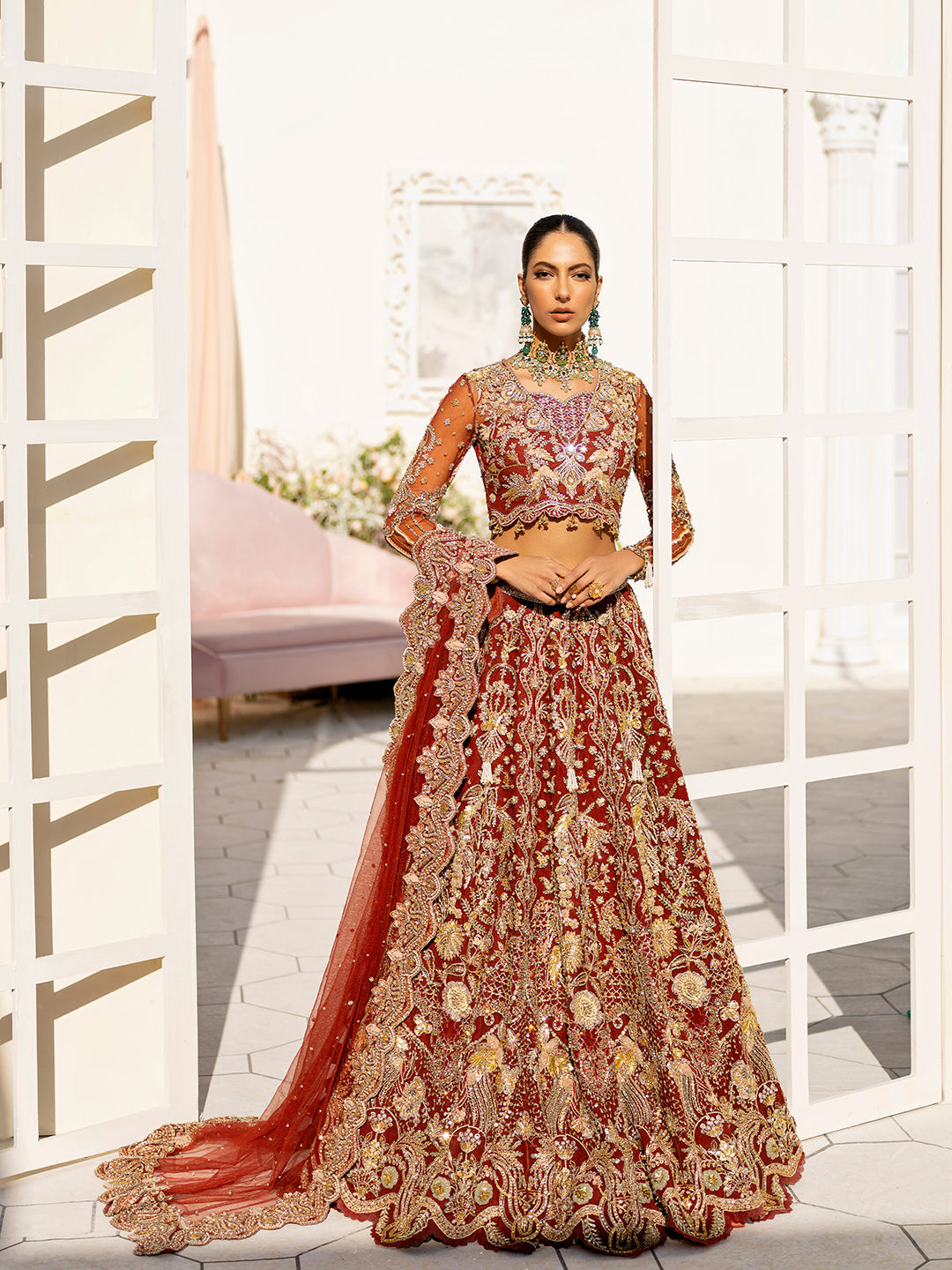 https://cdn.shopify.com/s/files/1/0523/4327/5696/products/Luxury-Pakistani-bridal-Arpieta-red-and-gold-outfit-mysie-1.jpg?v=1757931405