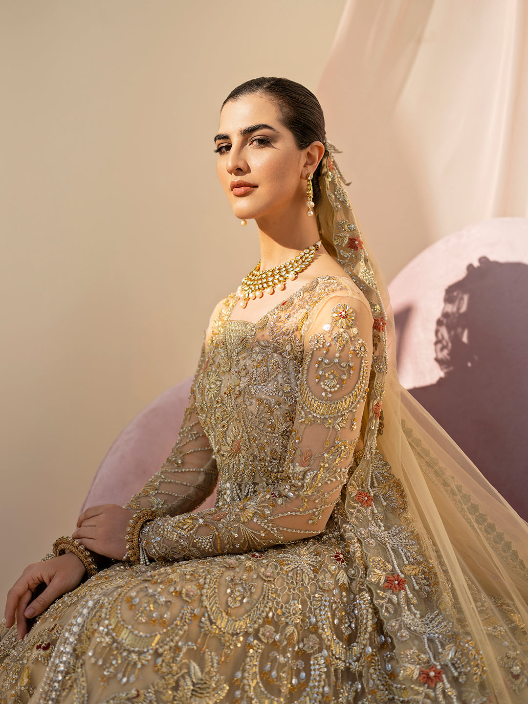 https://cdn.shopify.com/s/files/1/0523/4327/5696/products/Luxury-Pakistani-bridal-Mahjabeen-in-gold-with-dupatta-mysie-2.jpg?v=1757932826