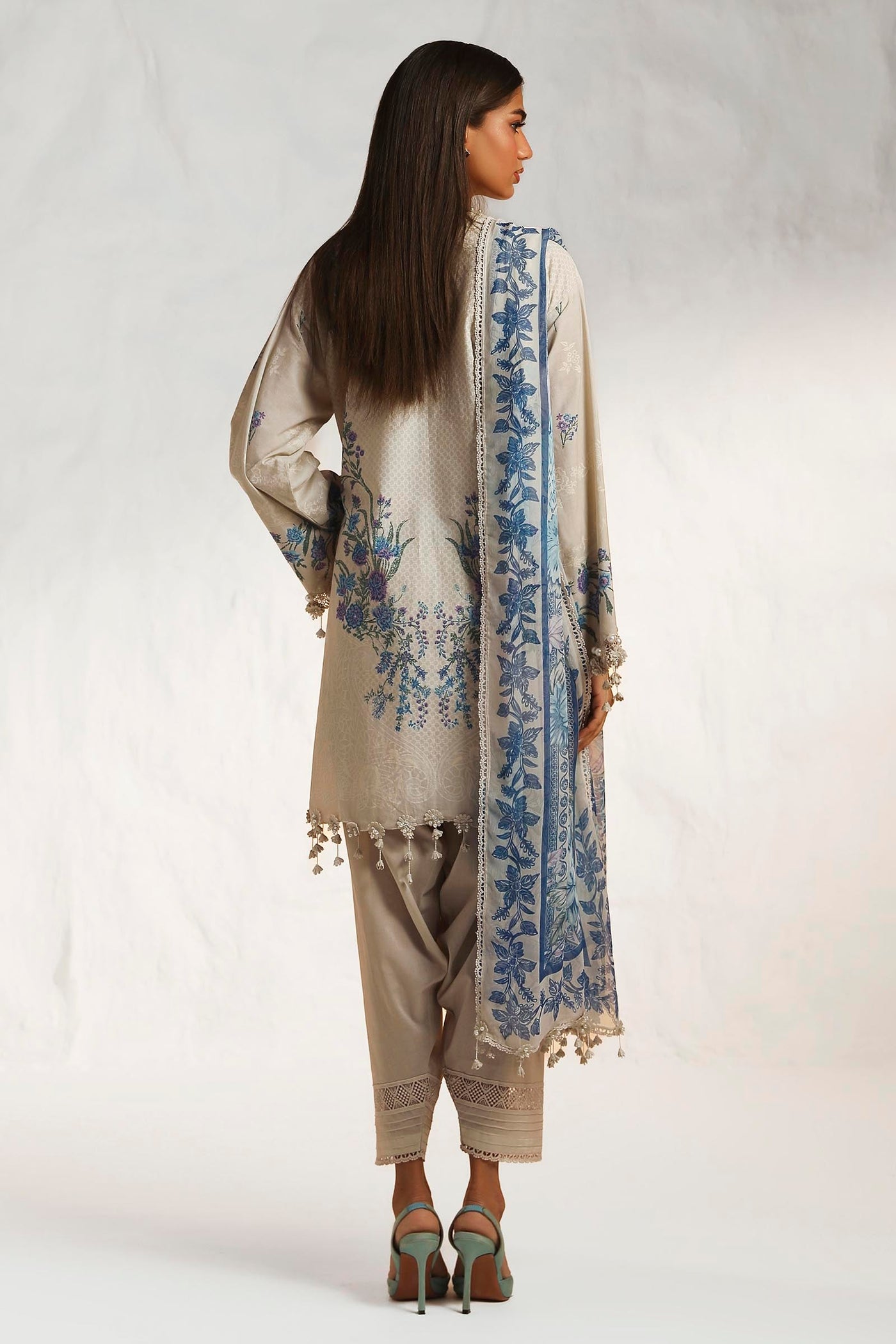 Unstitched 3 Piece Lawn Suit