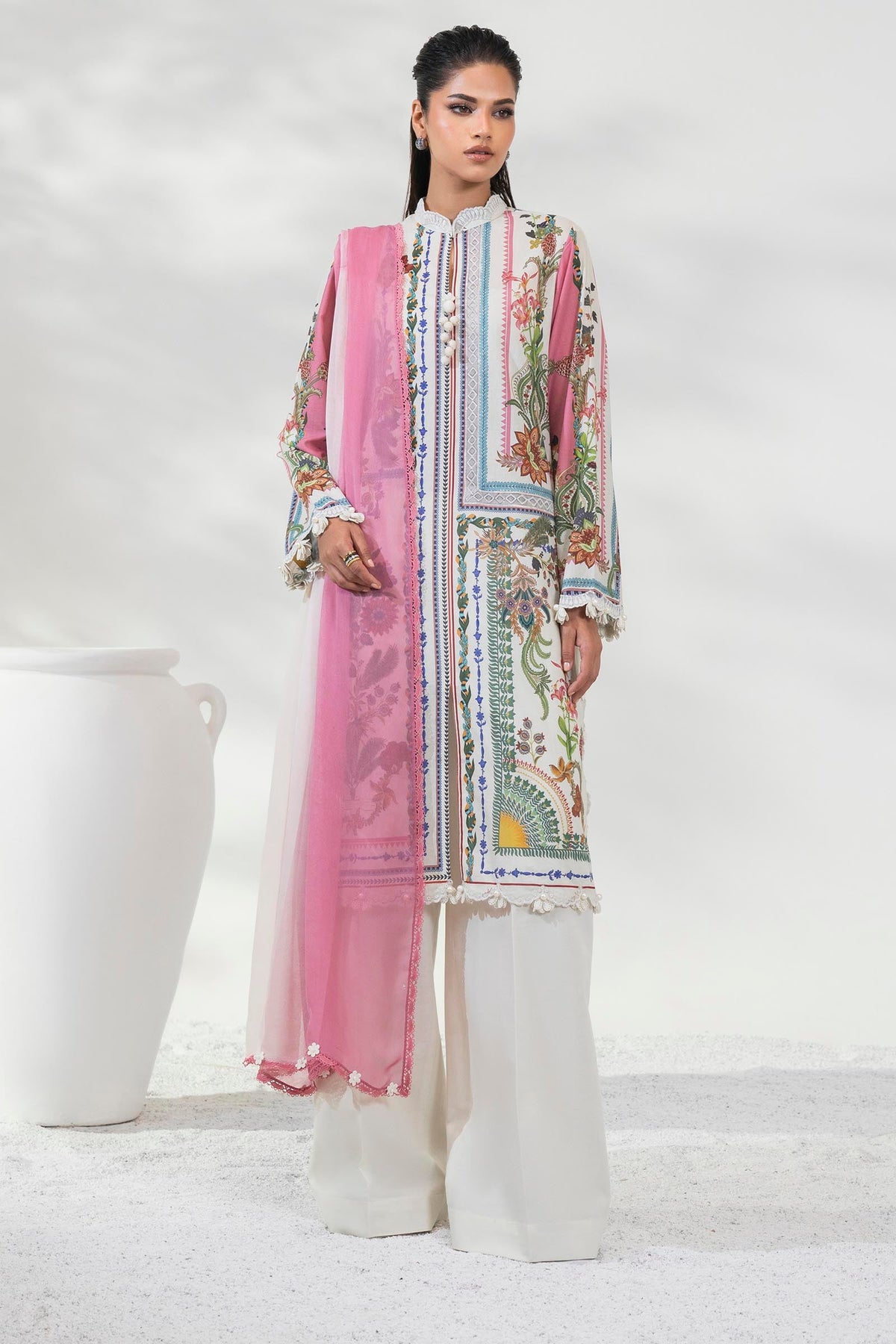 Unstitched Lawn 3 Piece Suit