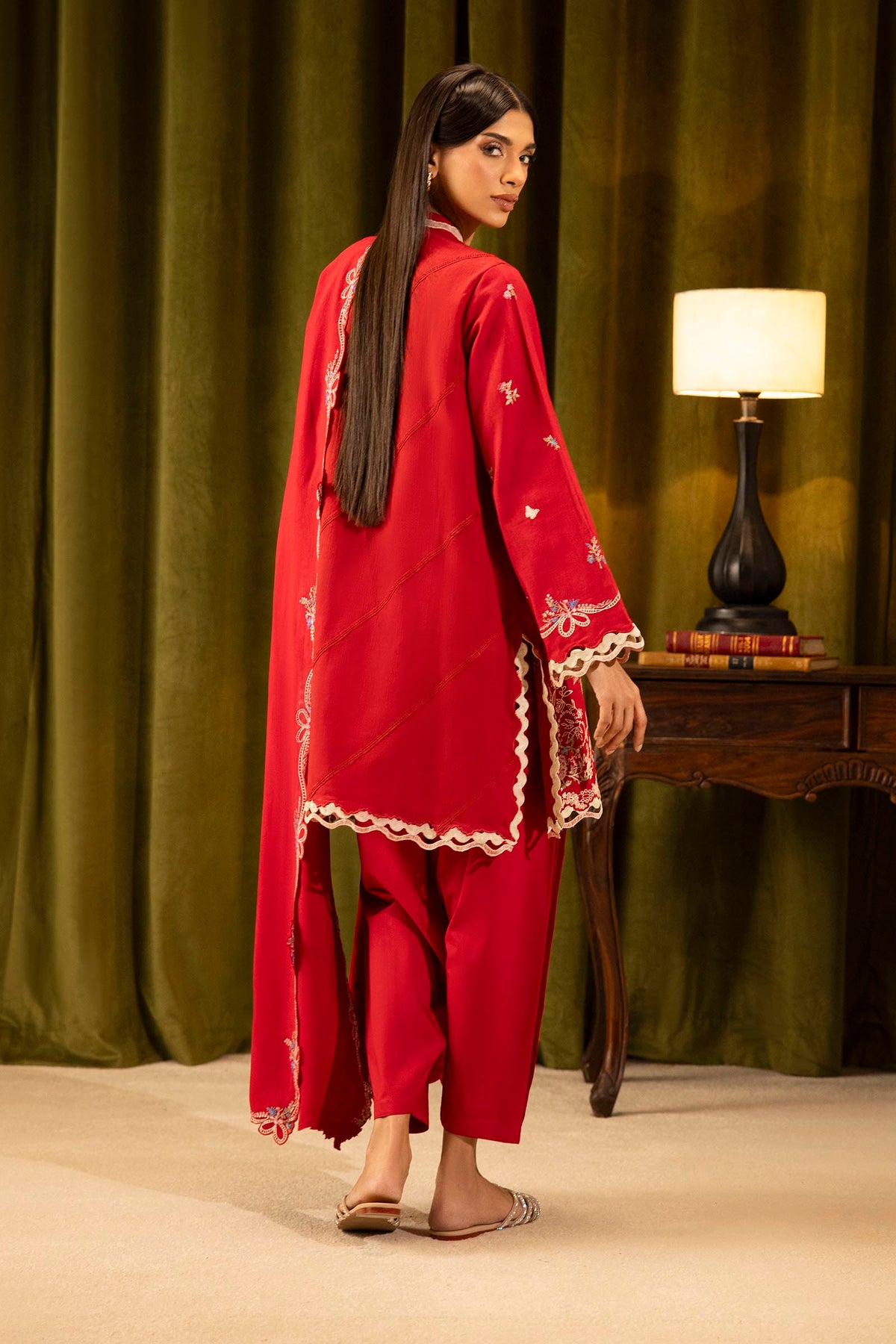 Unstitched Linen Muzlin 3 Piece Suit