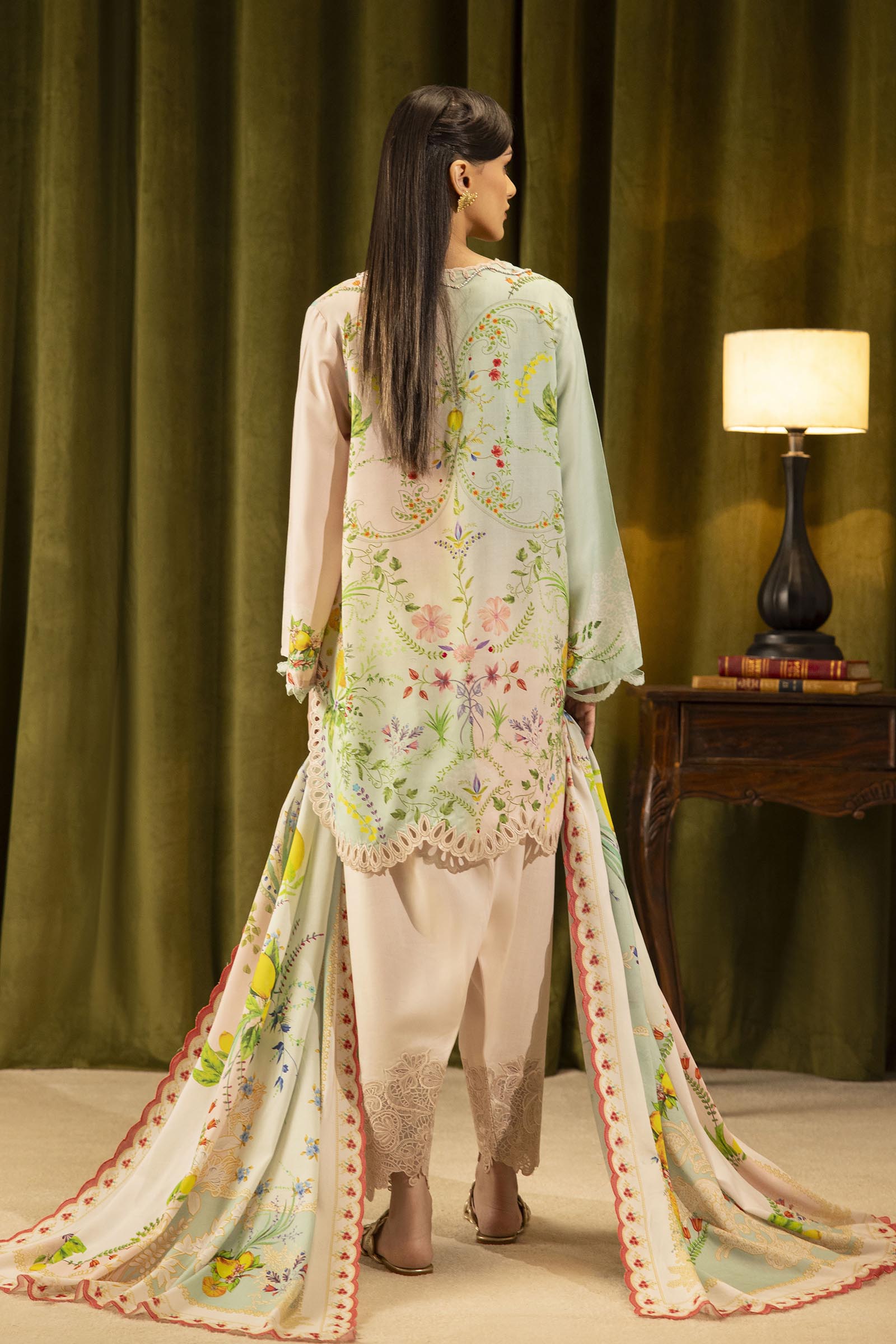 Unstitched Linen Muzlin 3 Piece Suit