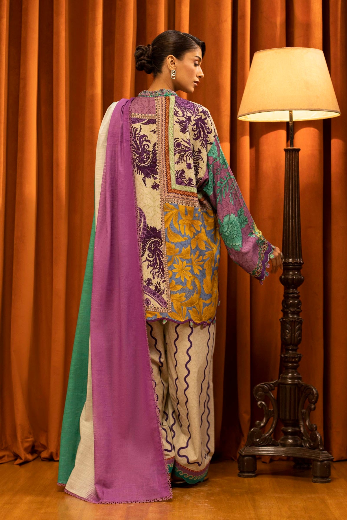 Unstitched Linen Muzlin 3 Piece Suit