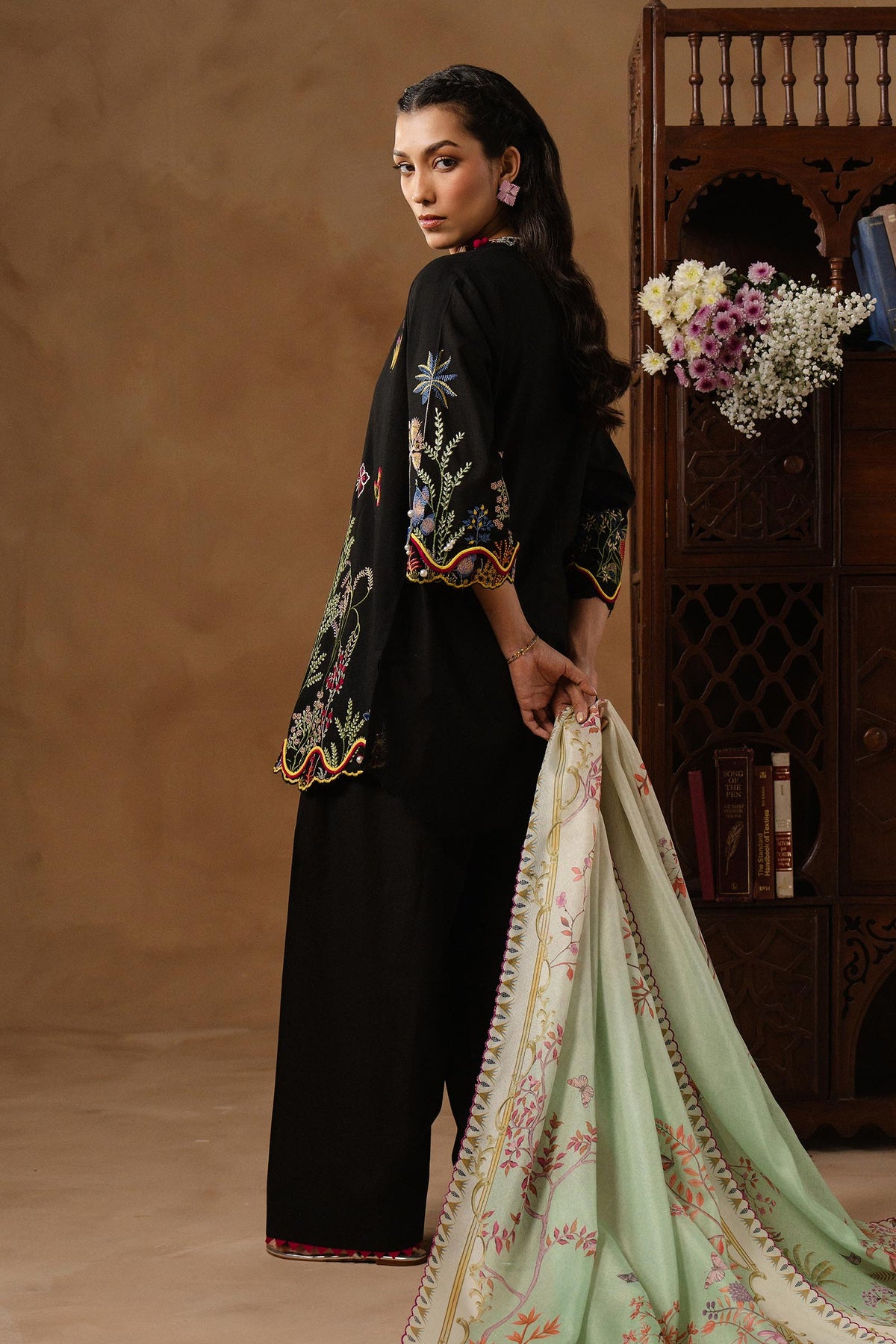 Unstitched Muzlin Lawn 3 Piece Suit