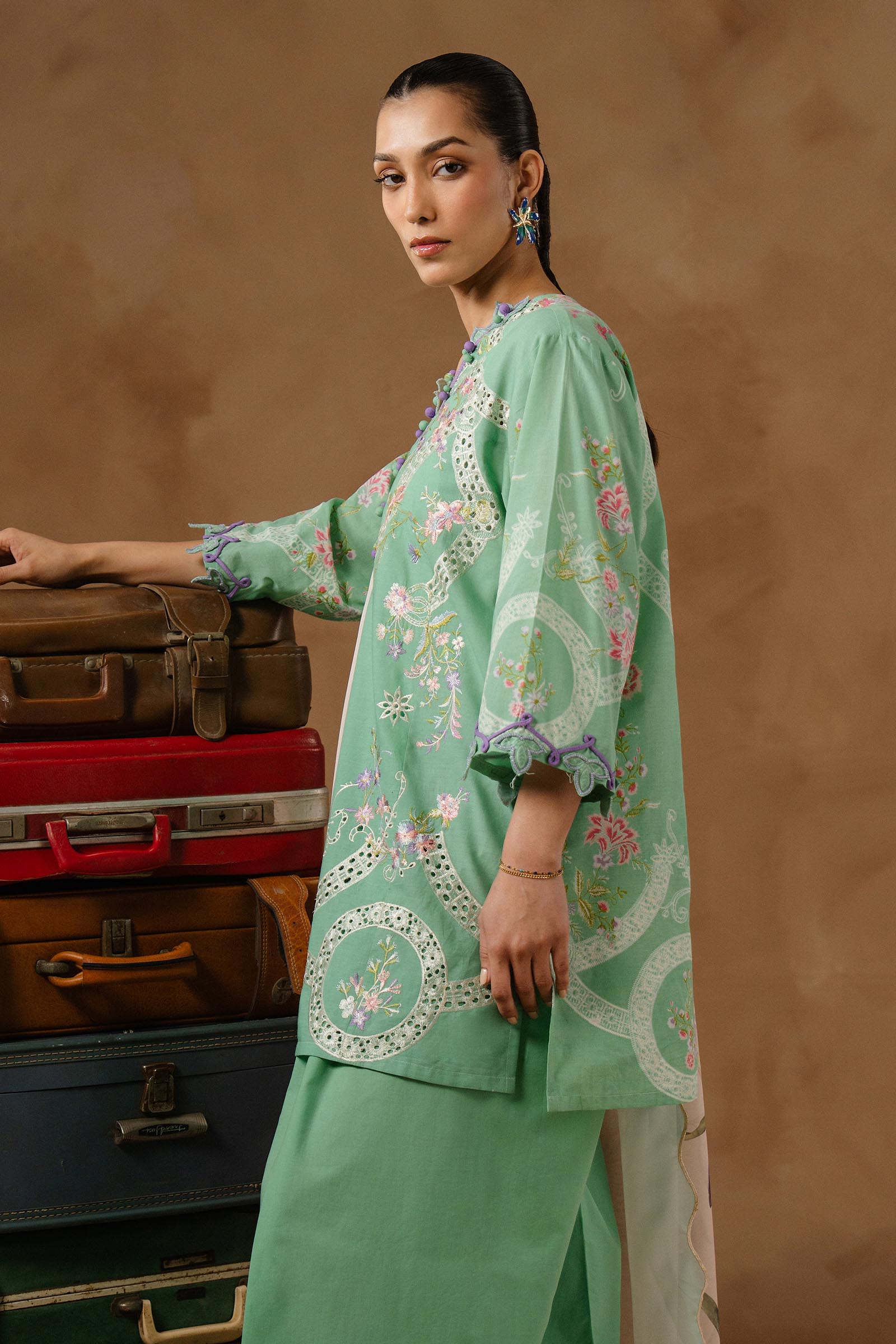 Unstitched Muzlin Lawn 3 Piece Suit