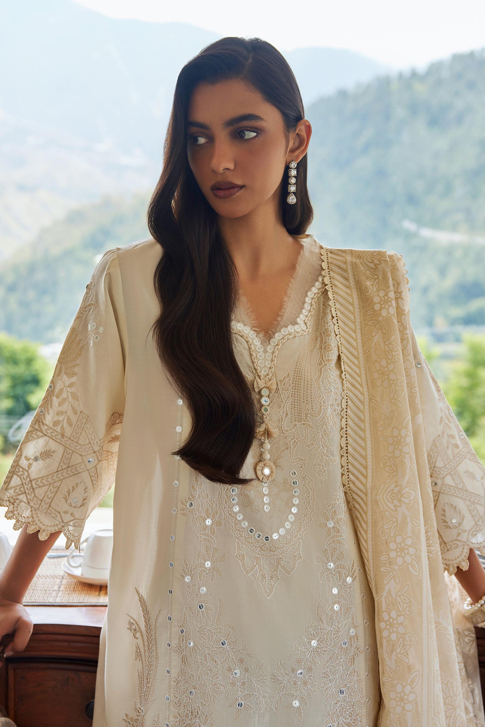 Unstitched Embroidered 3 Piece Muzlin Suit