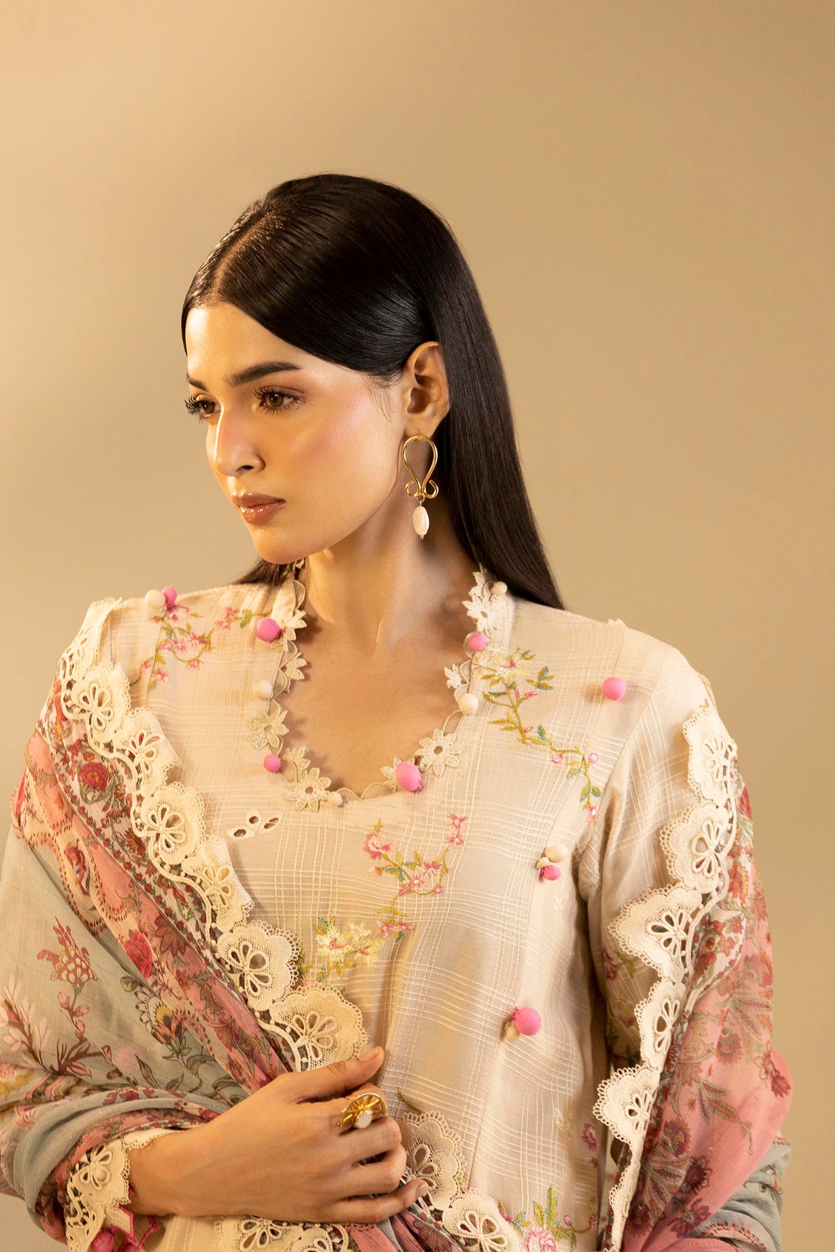 Unstitched Embroidered 3 Piece Muzlin Suit