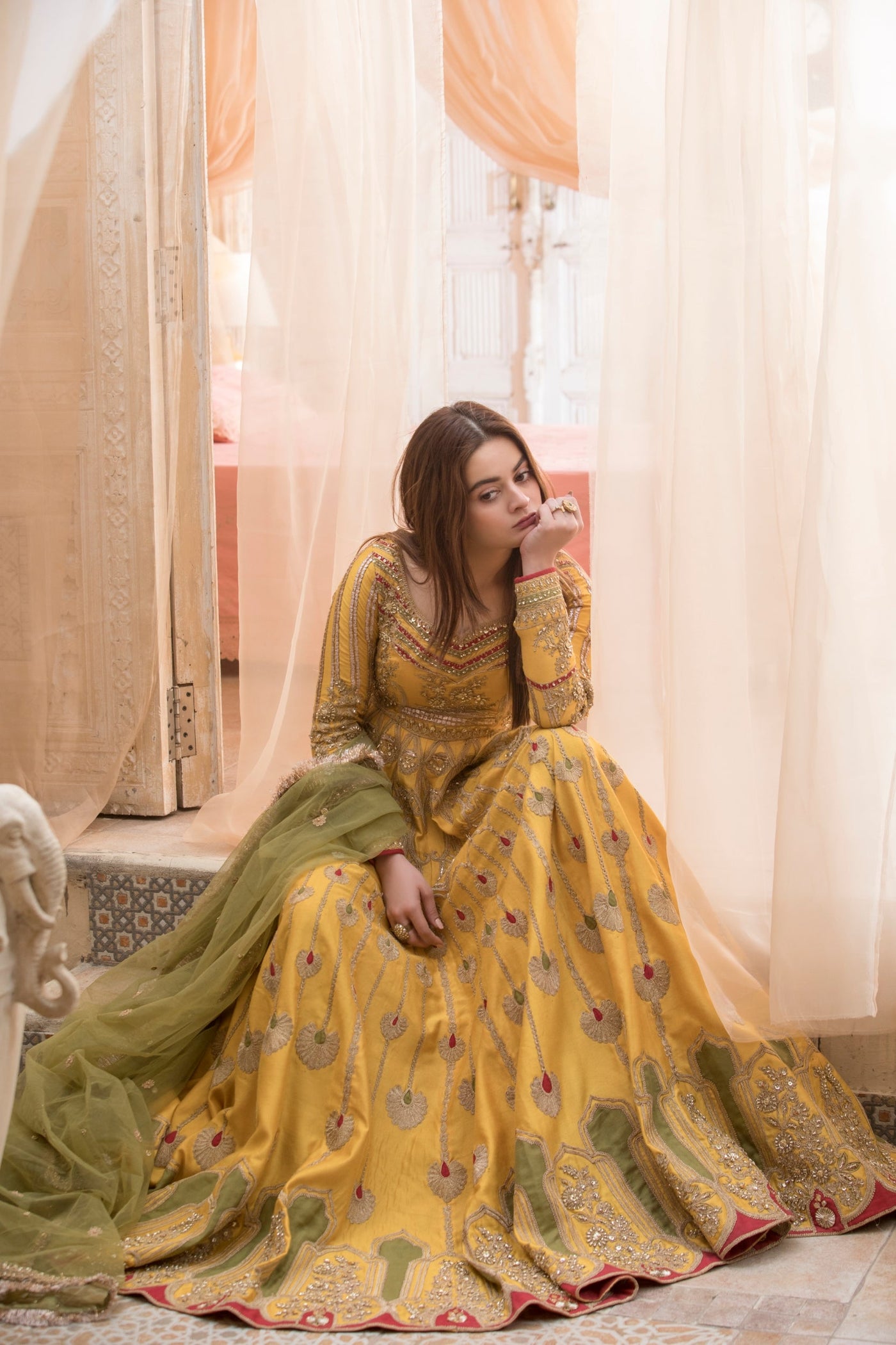 https://cdn.shopify.com/s/files/1/0516/3571/6292/products/MAHGUL_20.jpg?v=1753386877
