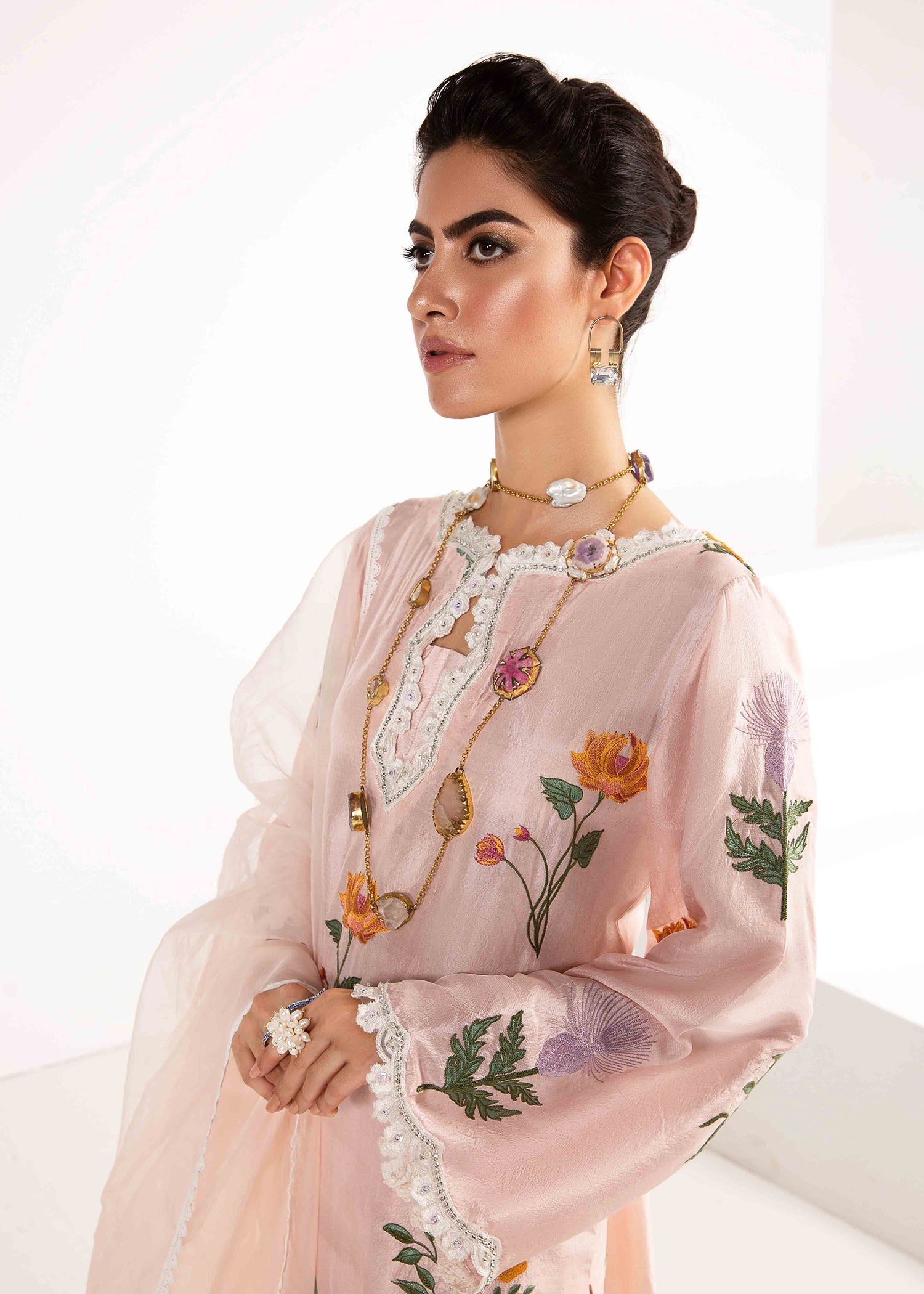 Saira Shakira