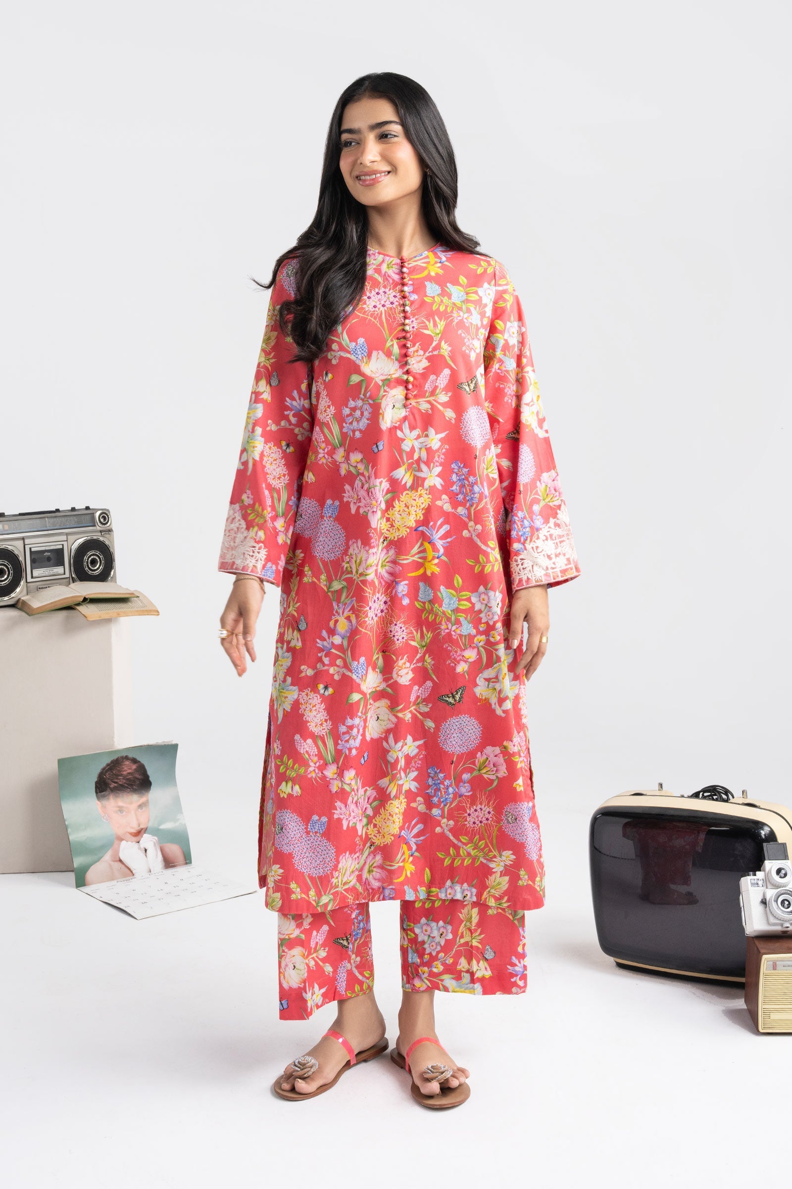 2 Pc Embroidered Slub Lawn Suit