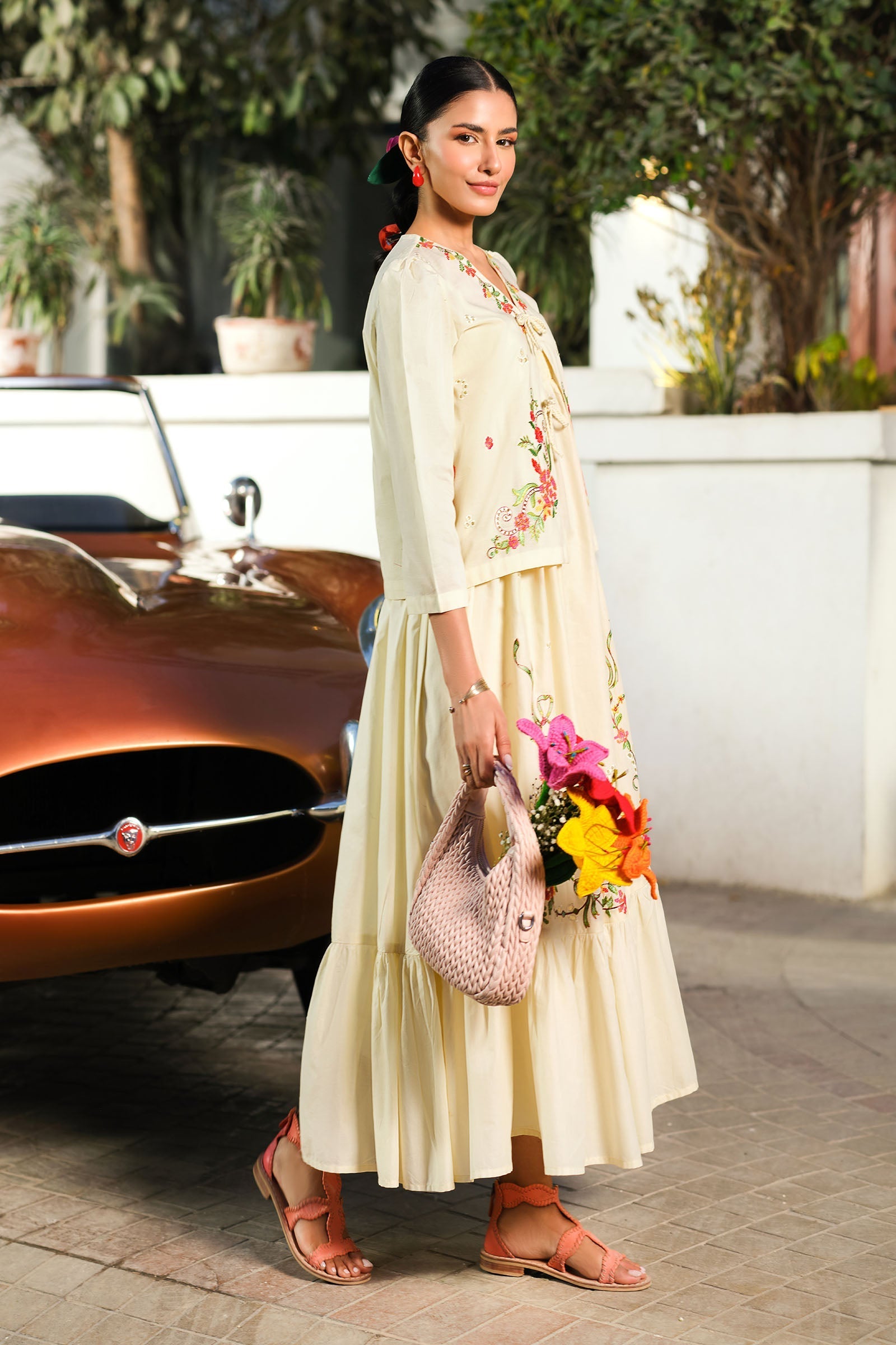 2 Pc Embroidered Slub Lawn Suit