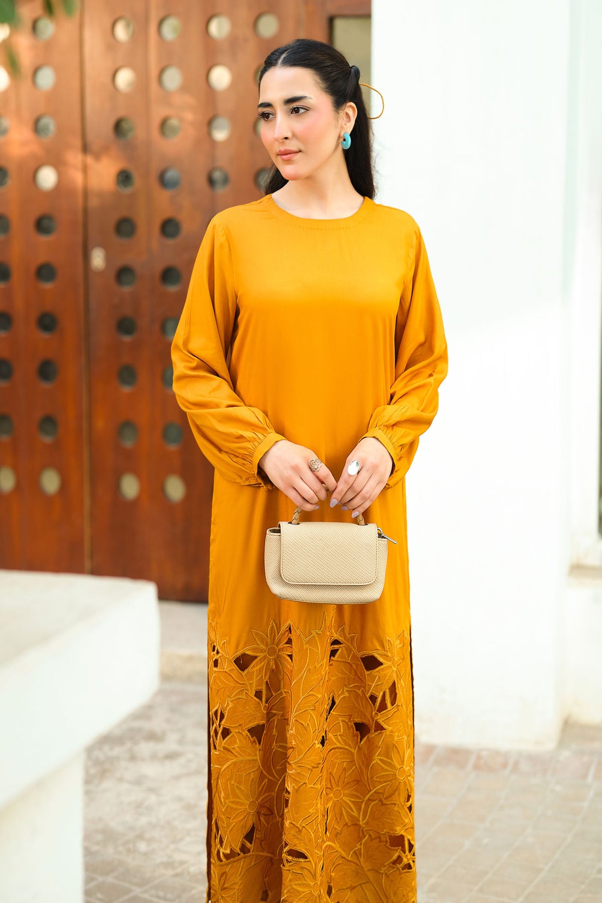 2 Pc Embroidered Arabic Lawn Suit - MB26147-ESM-MTD