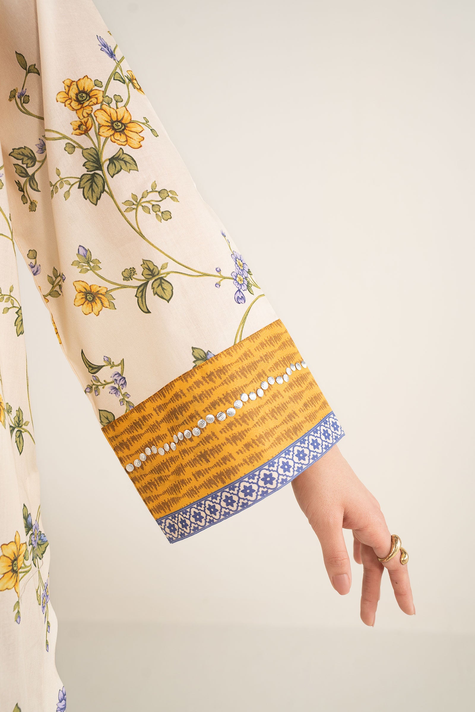 2 Pc Embroidered Lawn Suit