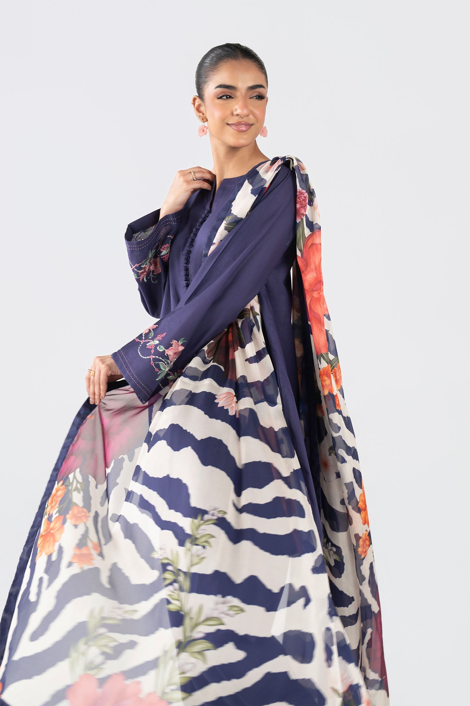 2 Pc Embroidered Lawn Suit