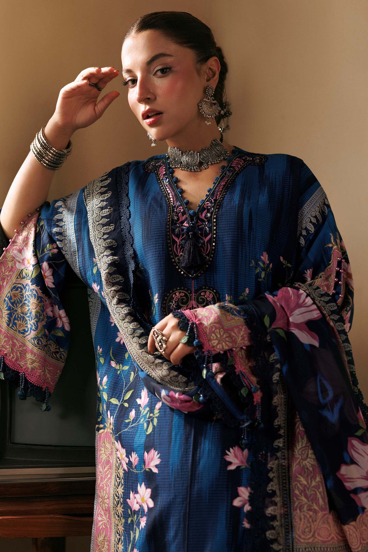 3 Pc Unstitched Embroidered Slub Khaddar Suit