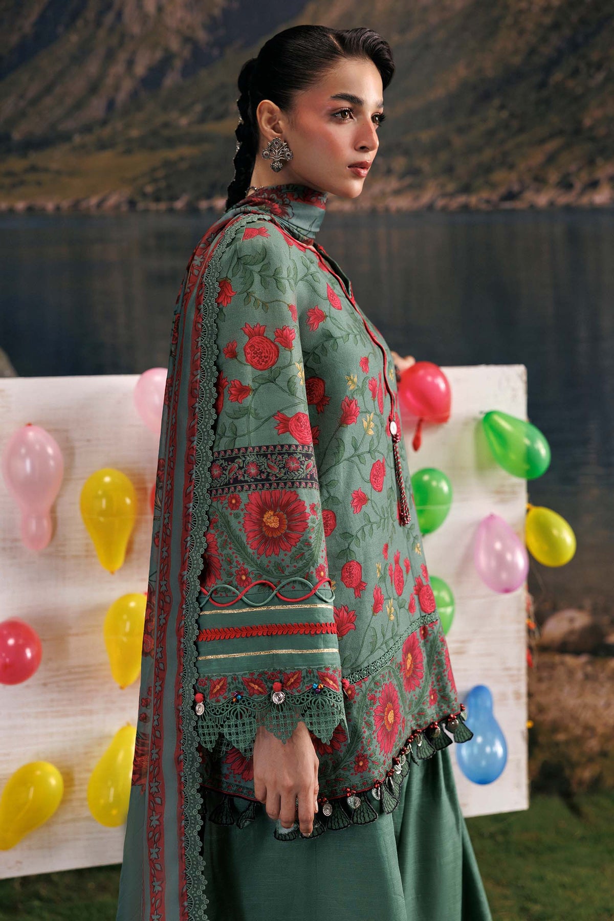 3 Pc Unstitched Embroidered Slub Khaddar Suit